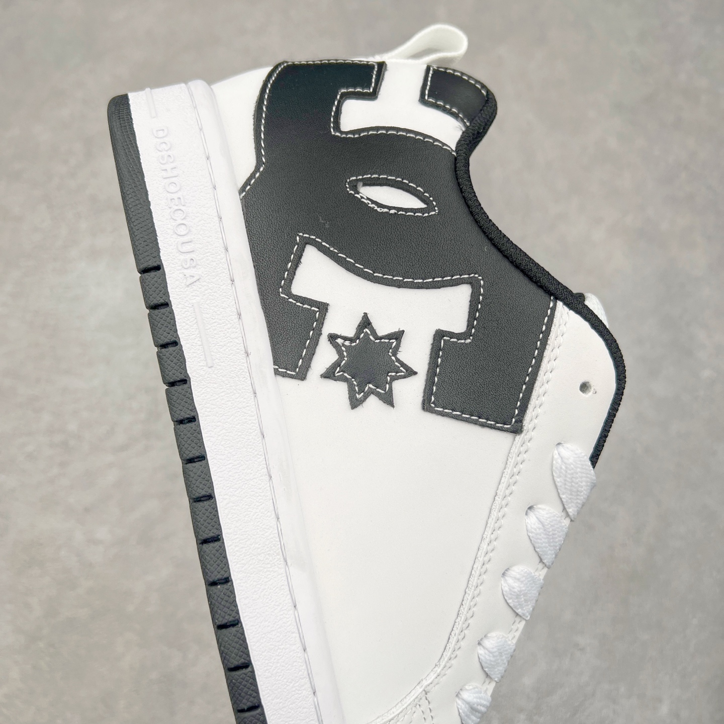 图片[6]-DC Shoes 牛皮百搭潮流时尚面包鞋低帮板鞋 实拍调校N版已经零色差零失真 百分百还原实物色彩所见即所得 不存在货不对板色差等低级问题 选购参考实物拍摄 不混卖不参货 只用心做好货严格选品 承诺混一赔十 尺码：36 36.5 37.5 38 38.5 39 40 40.5 41 42 42.5 43 44 44.5 45-选品中心