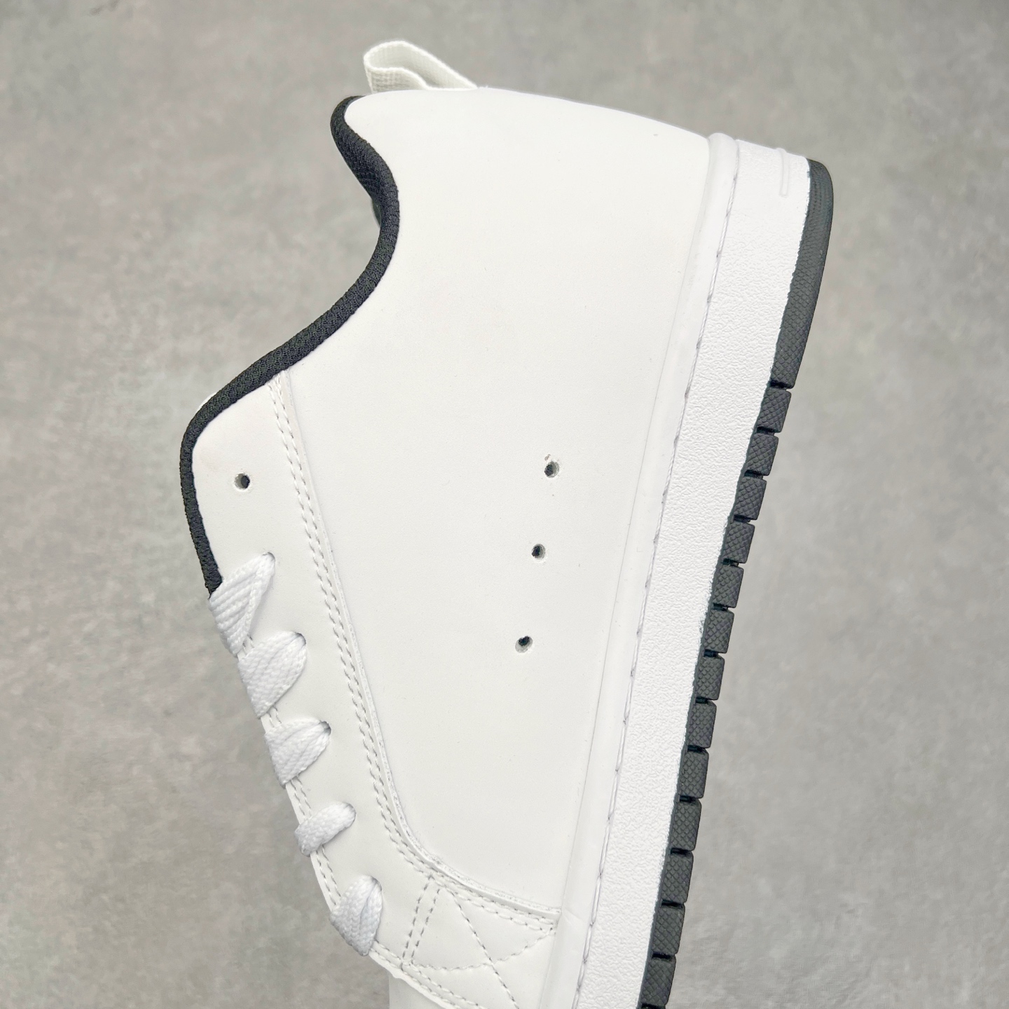 图片[7]-DC Shoes 牛皮百搭潮流时尚面包鞋低帮板鞋 实拍调校N版已经零色差零失真 百分百还原实物色彩所见即所得 不存在货不对板色差等低级问题 选购参考实物拍摄 不混卖不参货 只用心做好货严格选品 承诺混一赔十 尺码：36 36.5 37.5 38 38.5 39 40 40.5 41 42 42.5 43 44 44.5 45-选品中心