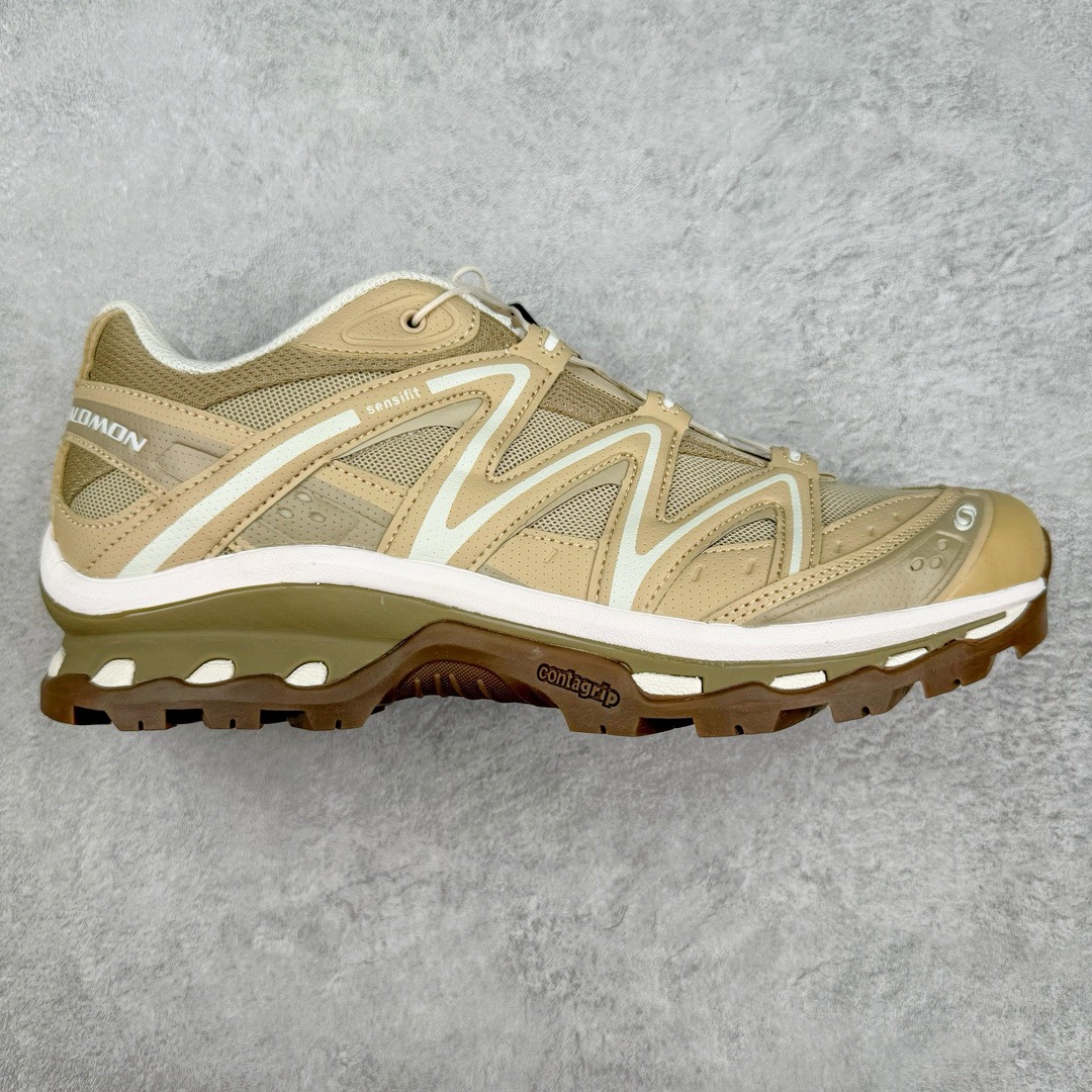 ＃绿X/GX 纯原福利 Salomon XT-QUEST ADV 萨洛蒙潮流越野机能户外功能鞋 纯原外贸平台特供订单 耗时半年巨作 全套原纸板楦头开发 原厂特供网布配套加持 确保原汁原味 完美呈现版型 原档数据独家私模五层组合大底 男女鞋同步官方开发至46.5 原装Ortholite轻量化鞋垫 中底布带钢印编号 原厂TPU锁扣 进口港宝加持 后跟自然饱满 还原公司包裹性 基于 SALOMON 初代 XT 鞋身造型并搭载 4D ADVANCED CHASSIS™ 大底打造而成 为这款 XT-QUEST 带来了多项足部控制与保护等功能性 如在运动过程中控制左右晃动的过程而提高稳定性、改善长途越野过程中足中到足尖的过渡、提高感知岩石的精确度以抵抗尖锐物体对脚底的伤害以及采用动态缓冲来增强穿着舒适感 从而减轻疲劳感 使 XT-QUEST 成为一双舒适且安全的户外之履 尺码：36 36.5 37.5 38 38.5 39 40 40.5 41 42 42.5 43 44 44.5 45 46 46.5-选品中心