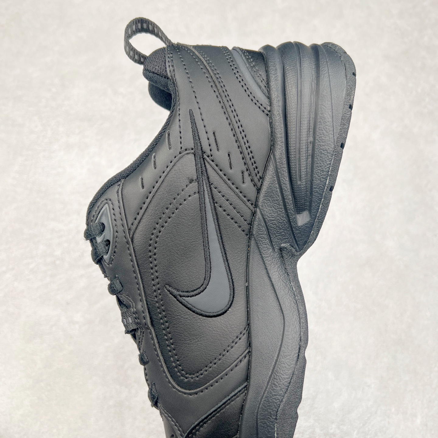 图片[7]-NK Air Monarch IV M2K Tekno 复古运动老爹鞋 正确原楦开发版型 内置Air气垫版本 细节完美还原 复古潮流优质皮革打造鞋面 夸张流线极符 风靡老爹元素 外形延续当下潮流得未来感老爹鞋 设计干净配色风格也带有浓郁的复古感受 极为独特 货号：415445-188 尺码：36 36.5 37.5 38 38.5 39 40 40.5 41 42 42.5 43 44 44.5 45-选品中心