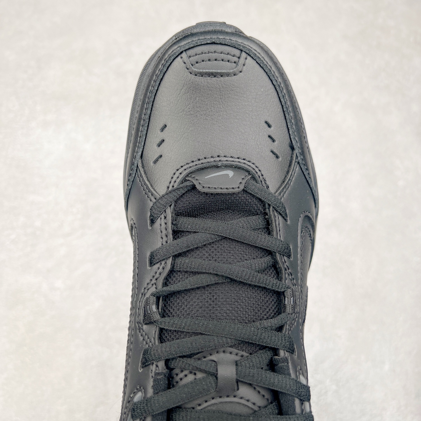 图片[4]-NK Air Monarch IV M2K Tekno 复古运动老爹鞋 正确原楦开发版型 内置Air气垫版本 细节完美还原 复古潮流优质皮革打造鞋面 夸张流线极符 风靡老爹元素 外形延续当下潮流得未来感老爹鞋 设计干净配色风格也带有浓郁的复古感受 极为独特 货号：415445-188 尺码：36 36.5 37.5 38 38.5 39 40 40.5 41 42 42.5 43 44 44.5 45-选品中心