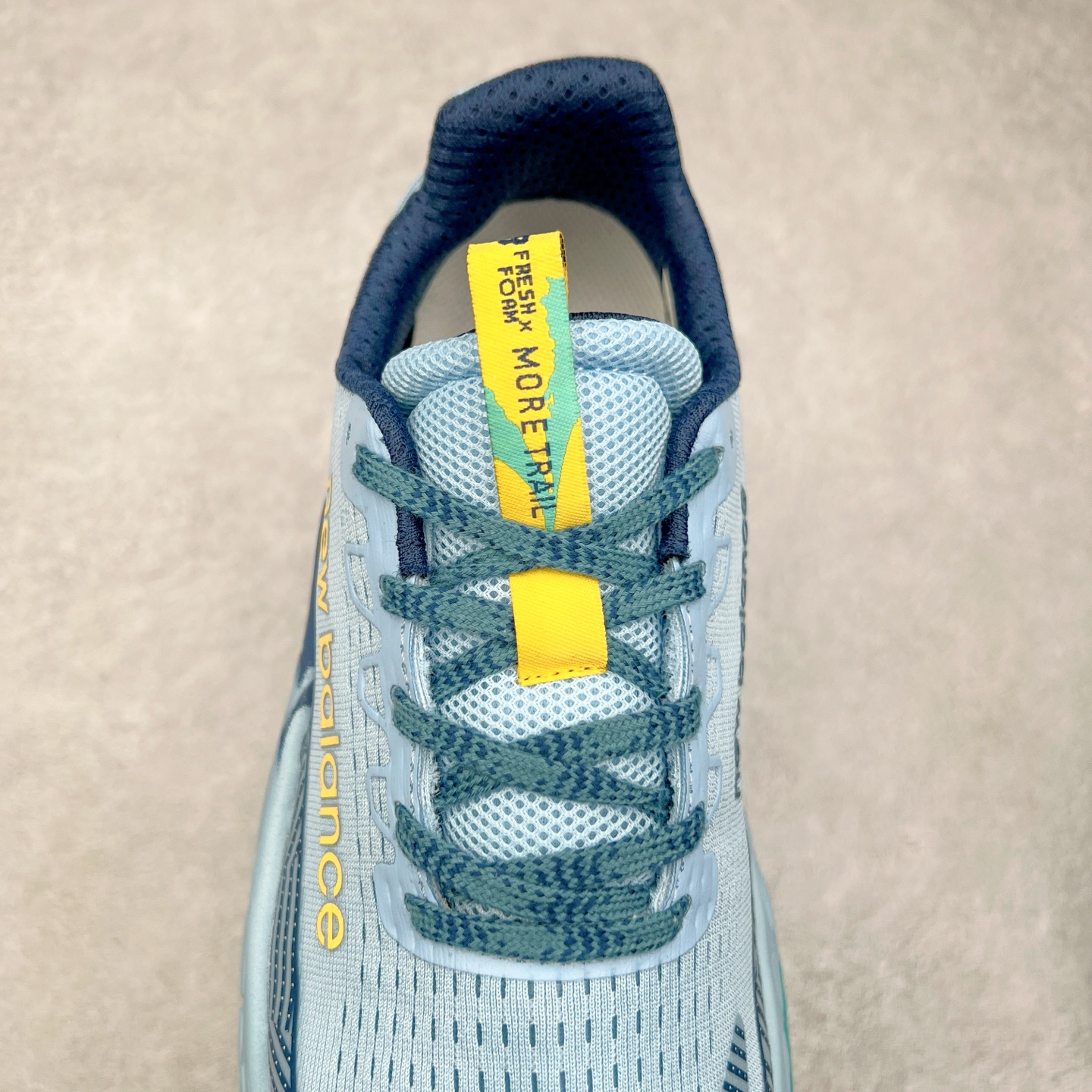 图片[5]-New Balance Fresh Foam X Trail More v3 新百伦NB莫尔V3系列低帮轻量化厚底户外越野休闲运动慢跑鞋 MTMORNGR 无论是越野训练跑还是享受自然美景 New Balance Fresh Foam X Trail More v3 都能确保双脚凉爽舒适 获得缓震支撑 这款越野跑鞋採用透气的合成/网眼鞋面 加上双层 Fresh Foam X 中底实现绝佳舒适著感 搭载鞋头防护科技与 All Terrain 系列最厚鞋底 可防止碎石跑入鞋内 让你尽情探索不受限 尺码：36 37 37.5 38 38.5 39.5 40 40.5 41.5 42 42.5 43 44 44.5 45-选品中心