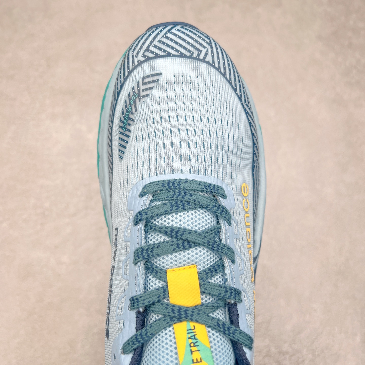 图片[4]-New Balance Fresh Foam X Trail More v3 新百伦NB莫尔V3系列低帮轻量化厚底户外越野休闲运动慢跑鞋 MTMORNGR 无论是越野训练跑还是享受自然美景 New Balance Fresh Foam X Trail More v3 都能确保双脚凉爽舒适 获得缓震支撑 这款越野跑鞋採用透气的合成/网眼鞋面 加上双层 Fresh Foam X 中底实现绝佳舒适著感 搭载鞋头防护科技与 All Terrain 系列最厚鞋底 可防止碎石跑入鞋内 让你尽情探索不受限 尺码：36 37 37.5 38 38.5 39.5 40 40.5 41.5 42 42.5 43 44 44.5 45-选品中心