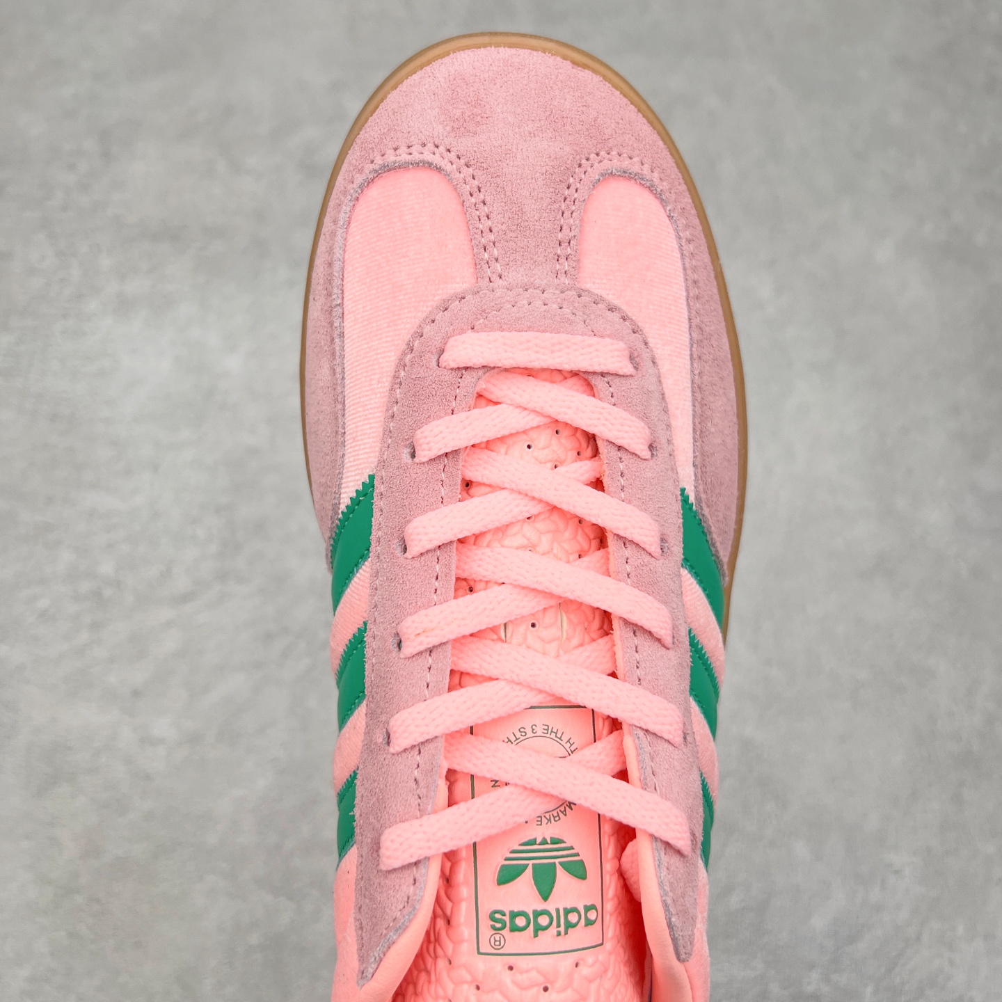 图片[4]-AD Gazelle Indoor Trainers 羚羊内训系列低帮复古百搭休闲运动德训风板鞋 JI2713 90年代经典的复刻版！自60年代以足球训练鞋面世以来,Gazelle就以其经典设计席卷全球。1991年版本的复刻,再造经典Gazelle。采用皮革打造,搭配浊色细节,让这款经典更加简约。尺码：36 36⅔ 37⅓ 38 38⅔ 39⅓ 40 40⅔ 41⅓ 42 42⅔ 43⅓ 44⅓ 44⅔ 45-选品中心