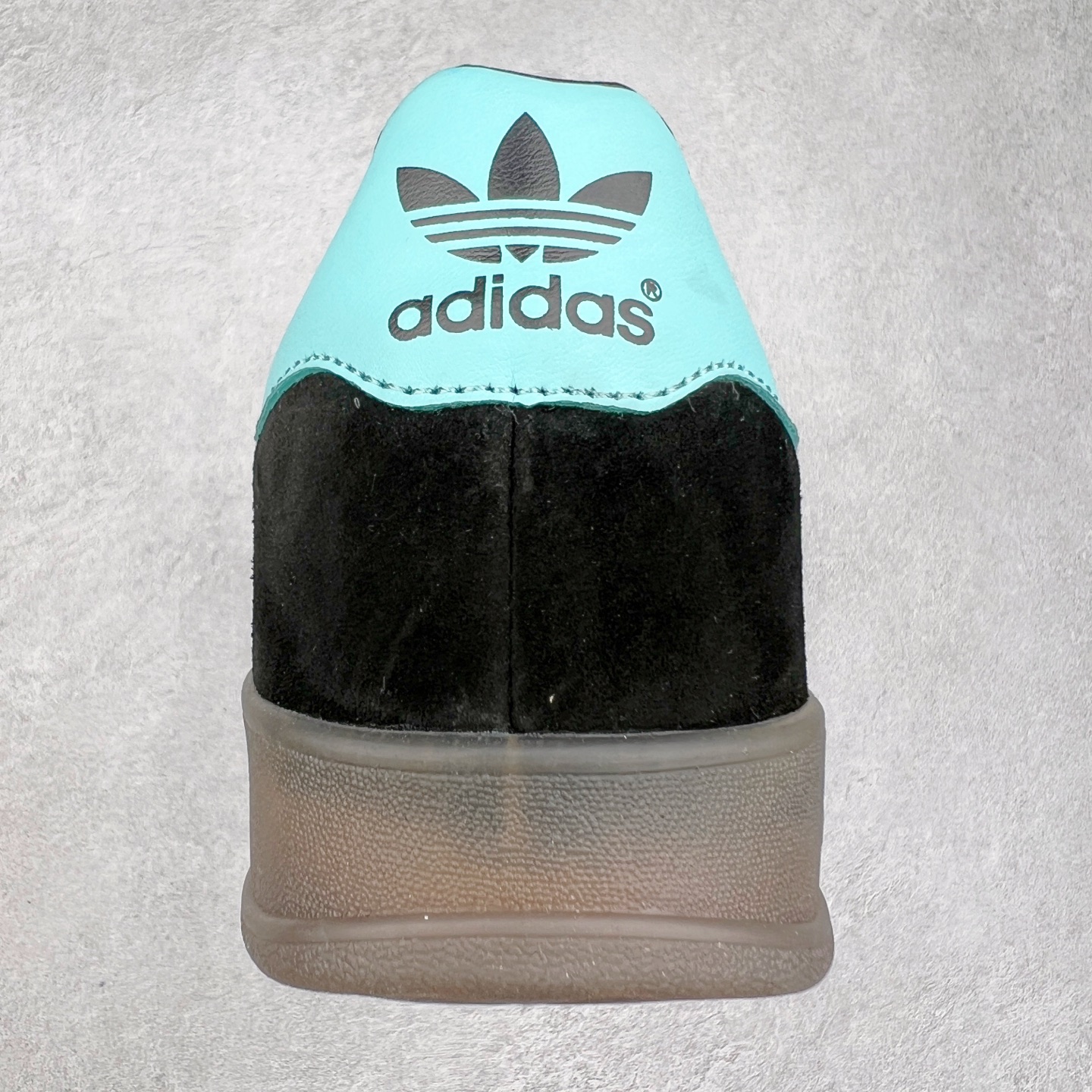 图片[8]-AD Gazelle Indoor Trainers 羚羊内训系列低帮复古百搭休闲运动德训风板鞋 JR7112 90年代经典的复刻版！自60年代以足球训练鞋面世以来,Gazelle就以其经典设计席卷全球。1991年版本的复刻,再造经典Gazelle。采用皮革打造,搭配浊色细节,让这款经典更加简约。尺码：36 36⅔ 37⅓ 38 38⅔ 39⅓ 40 40⅔ 41⅓ 42 42⅔ 43⅓ 44⅓ 44⅔ 45-选品中心