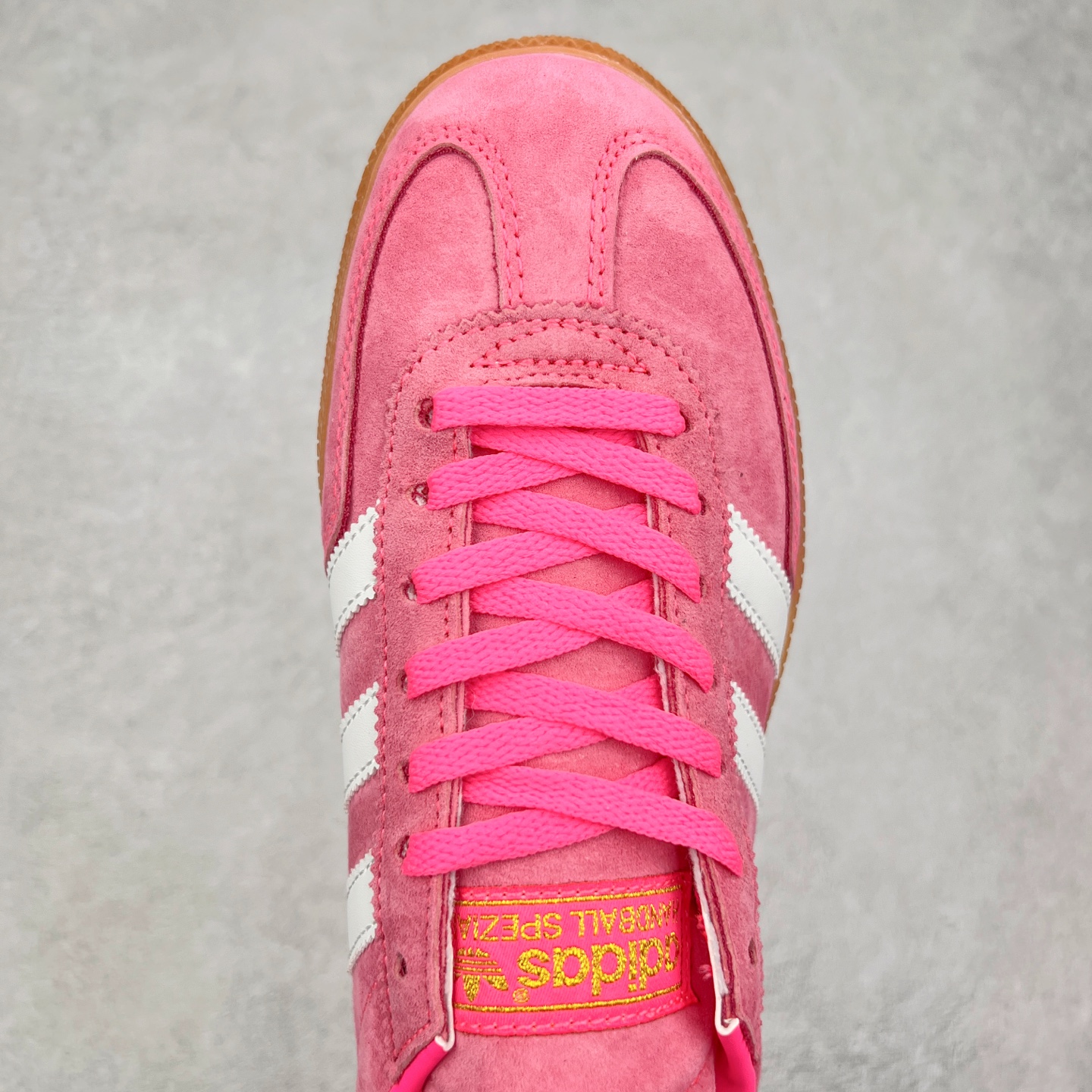 图片[4]-AD Gazelle Indoor Trainers 羚羊内训系列低帮复古百搭休闲运动德训风板鞋 JI2654 90年代经典的复刻版！自60年代以足球训练鞋面世以来,Gazelle就以其经典设计席卷全球。1991年版本的复刻,再造经典Gazelle。采用皮革打造,搭配浊色细节,让这款经典更加简约。尺码：36 36⅔ 37⅓ 38 38⅔ 39⅓ 40 40⅔ 41⅓ 42 42⅔ 43⅓ 44⅓ 44⅔ 45-选品中心