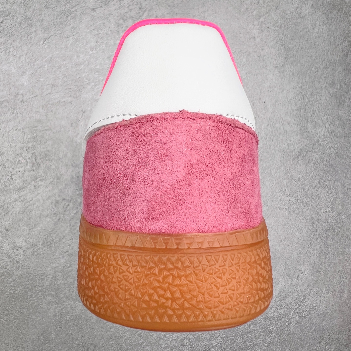 图片[8]-AD Gazelle Indoor Trainers 羚羊内训系列低帮复古百搭休闲运动德训风板鞋 JI2654 90年代经典的复刻版！自60年代以足球训练鞋面世以来,Gazelle就以其经典设计席卷全球。1991年版本的复刻,再造经典Gazelle。采用皮革打造,搭配浊色细节,让这款经典更加简约。尺码：36 36⅔ 37⅓ 38 38⅔ 39⅓ 40 40⅔ 41⅓ 42 42⅔ 43⅓ 44⅓ 44⅔ 45-选品中心