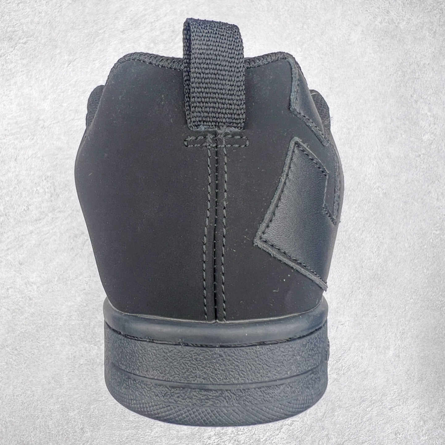 图片[8]-DC Shoes 牛皮百搭潮流时尚面包鞋低帮板鞋 实拍调校N版已经零色差零失真 百分百还原实物色彩所见即所得 不存在货不对板色差等低级问题 选购参考实物拍摄 不混卖不参货 只用心做好货严格选品 承诺混一赔十 尺码：36 36.5 37.5 38 38.5 39 40 40.5 41 42 42.5 43 44 44.5 45-选品中心