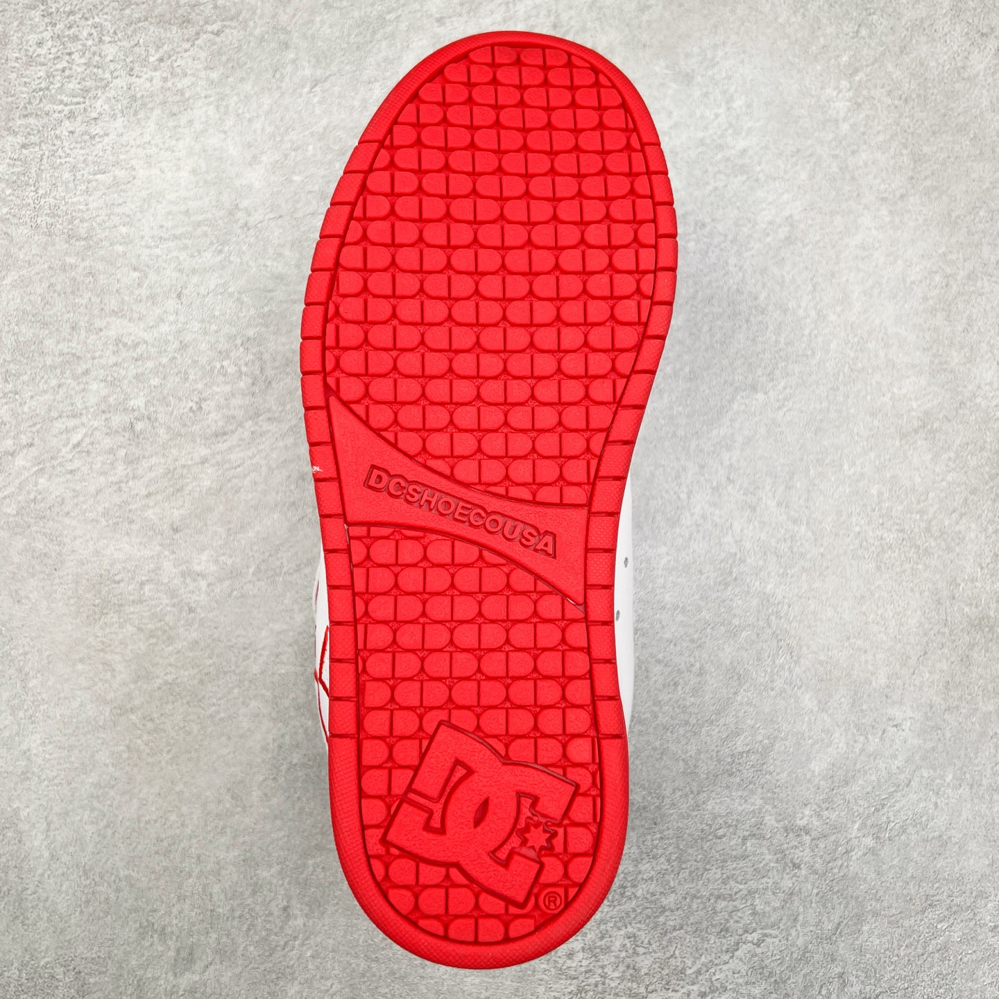 图片[9]-DC Shoes 牛皮百搭潮流时尚面包鞋低帮板鞋 实拍调校N版已经零色差零失真 百分百还原实物色彩所见即所得 不存在货不对板色差等低级问题 选购参考实物拍摄 不混卖不参货 只用心做好货严格选品 承诺混一赔十 尺码：36 36.5 37.5 38 38.5 39 40 40.5 41 42 42.5 43 44 44.5 45-选品中心