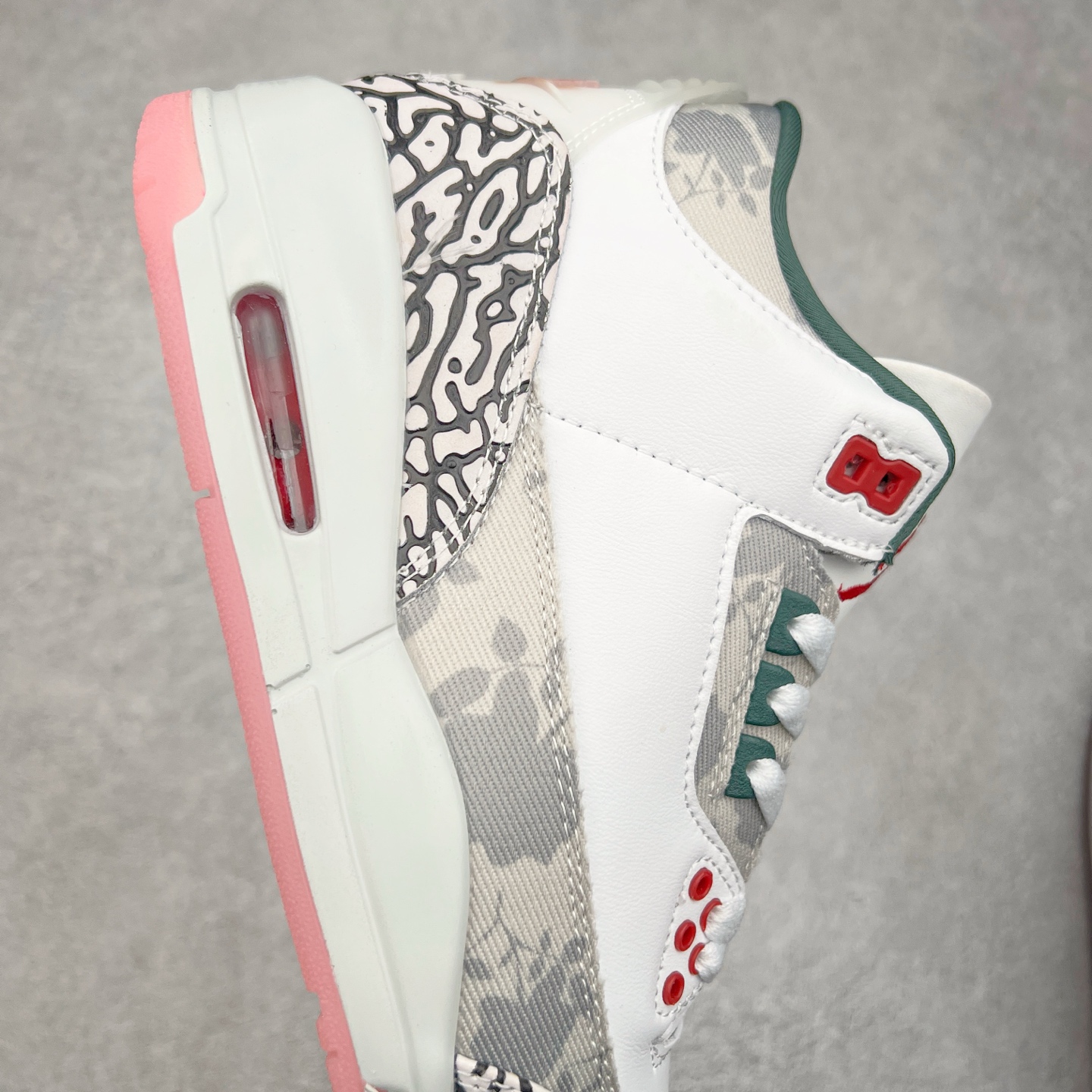 图片[6]-＃头层特价福利 Air Jordan AJ3 Retro 系列 头层皮料加持 大厂出品 原纸板楦头开发 完美鞋型匹配公司货 正确TPU鞋舌锁扣 乳胶鞋垫 最新原厂底模 大底卡色咬花完美 鞋柜必备鞋款 终端现货供应 尺码：36 36.5 37.5 38 38.5 39 40 40.5 41 42 42.5 43 44 44.5 45 46-选品中心