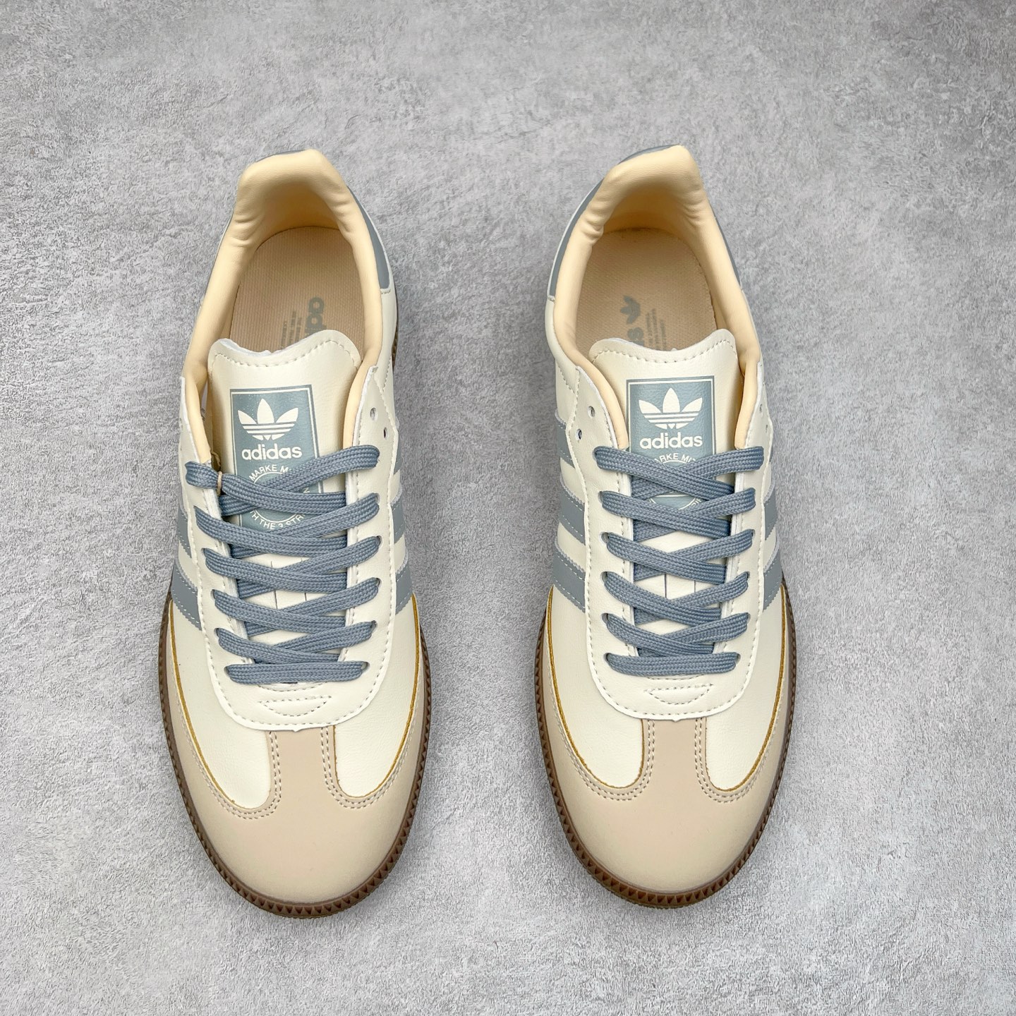 图片[2]-AD Original Samba OG 复古经典轻便板鞋 JH7299 这款桑巴鞋展示了高质量的工艺 带有装饰的超锁缝制和无缝的手感 柔软、柔软的皮革造型和标志性的3条纹完成了精致的外观 正规合身鞋带 鞋面上有绒面鞋垫 橡胶鞋底 享受正畸套筒软感 自50年代首次亮相以来就一直在赢得粉丝的青睐 尺码：36 36.5 37.5 38 38.5 39 40 40.5 41 42 42.5 43 44 44.5 45-选品中心