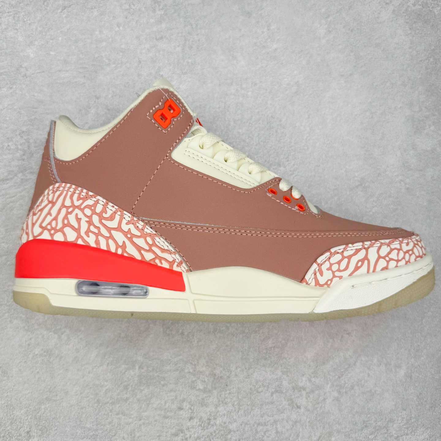 图片[6]-＃头层特价福利 Air Jordan AJ3 Retro 系列 头层皮料加持 大厂出品 原纸板楦头开发 完美鞋型匹配公司货 正确TPU鞋舌锁扣 乳胶鞋垫 最新原厂底模 大底卡色咬花完美 鞋柜必备鞋款 终端现货供应 尺码：36 36.5 37.5 38 38.5 39 40 40.5 41 42 42.5 43 44 44.5 45 46-选品中心