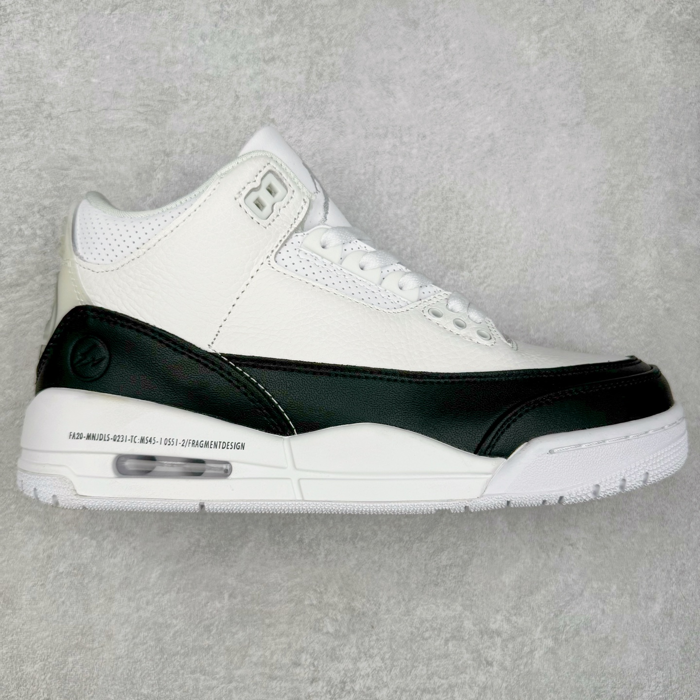 图片[7]-＃头层特价福利 Air Jordan AJ3 Retro 系列 头层皮料加持 大厂出品 原纸板楦头开发 完美鞋型匹配公司货 正确TPU鞋舌锁扣 乳胶鞋垫 最新原厂底模 大底卡色咬花完美 鞋柜必备鞋款 终端现货供应 尺码：36 36.5 37.5 38 38.5 39 40 40.5 41 42 42.5 43 44 44.5 45 46-选品中心