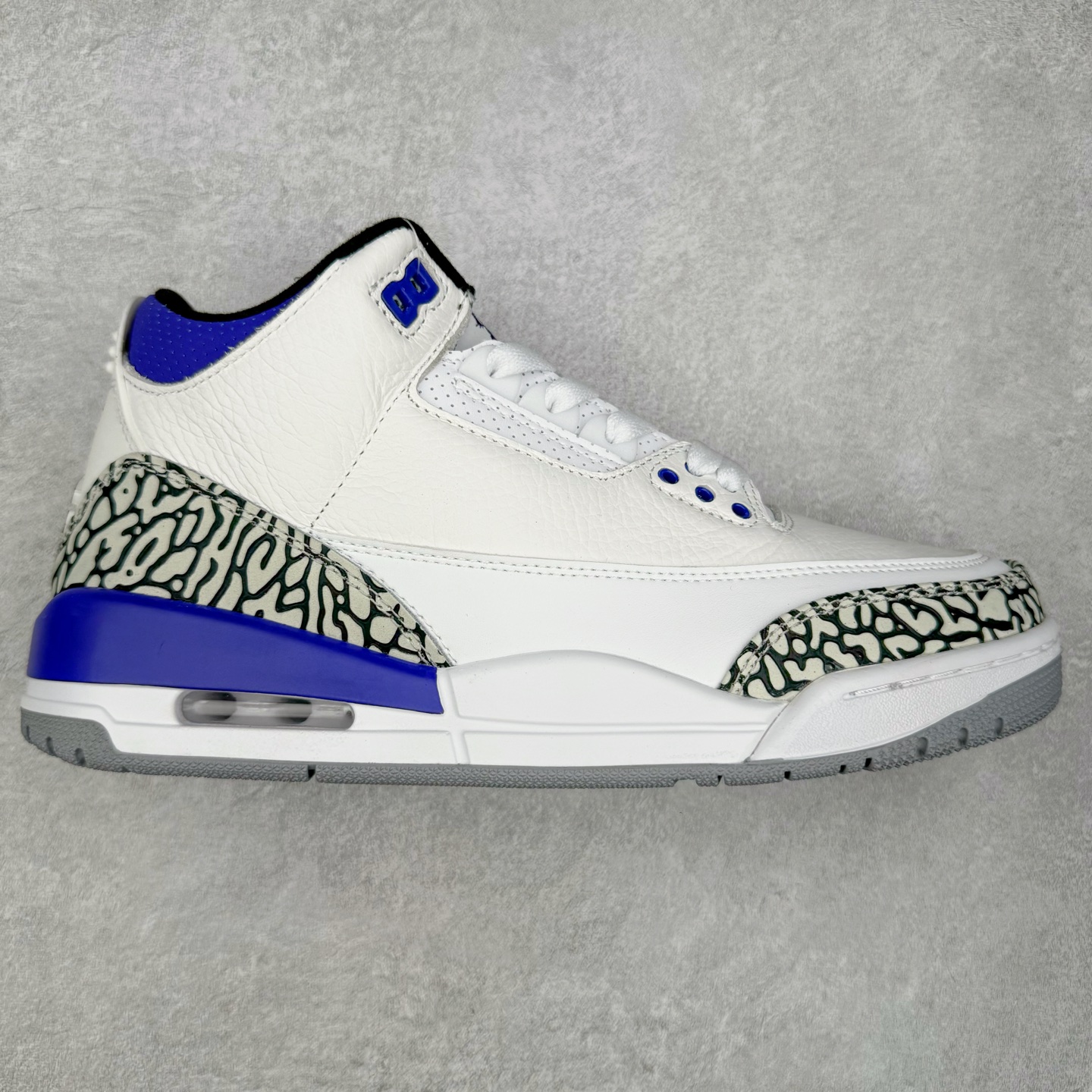 图片[7]-＃头层特价福利 Air Jordan AJ3 Retro 系列 头层皮料加持 大厂出品 原纸板楦头开发 完美鞋型匹配公司货 正确TPU鞋舌锁扣 乳胶鞋垫 最新原厂底模 大底卡色咬花完美 鞋柜必备鞋款 终端现货供应 尺码：36 36.5 37.5 38 38.5 39 40 40.5 41 42 42.5 43 44 44.5 45 46-选品中心