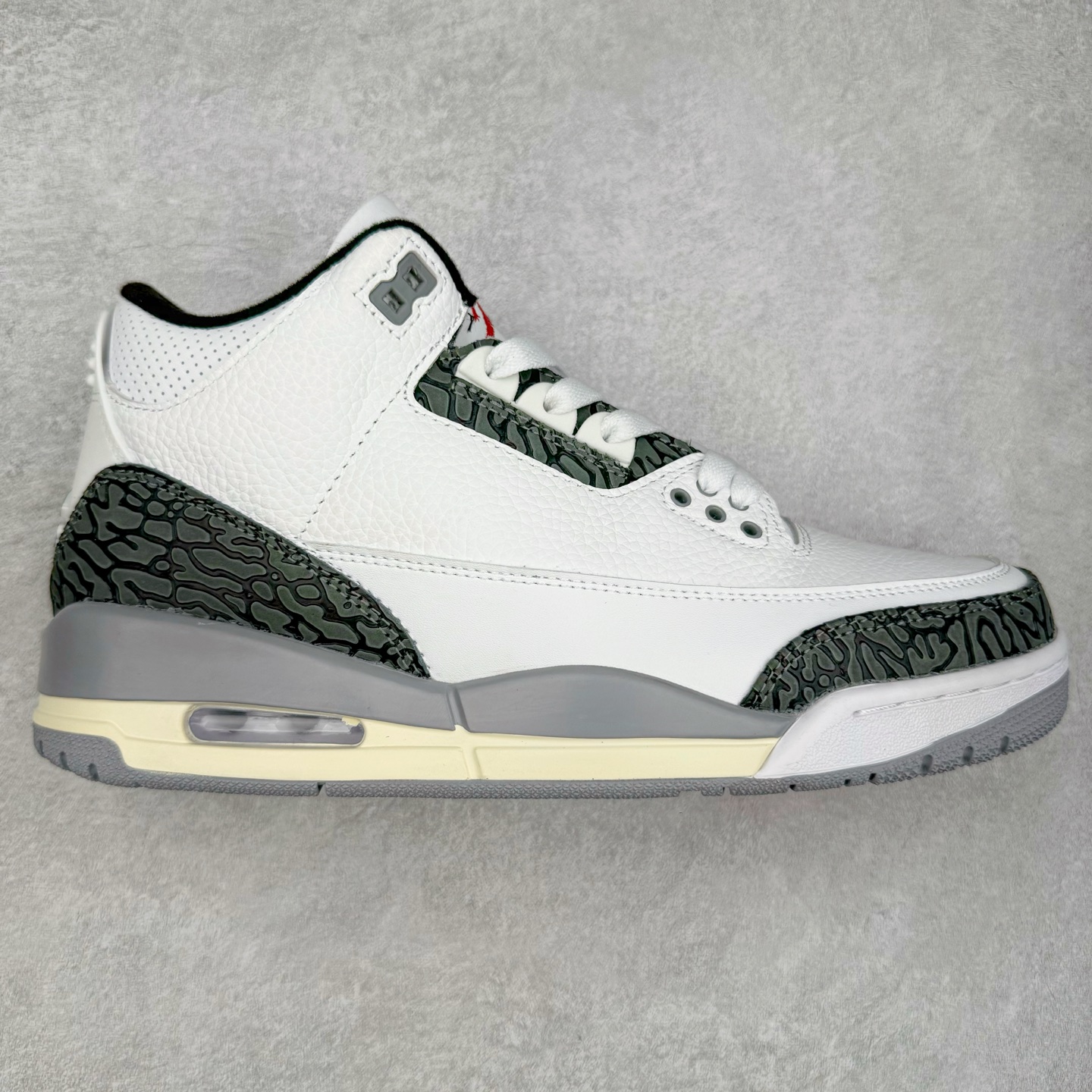 #头层特价福利 Air Jordan AJ3 Retro 系列 头层皮料加持 大厂出品 原纸板楦头开发 完美鞋型匹配公司货 正确TPU鞋舌锁扣 乳胶鞋垫 最新原厂底模 大底卡色咬花完美 鞋柜必备鞋款 终端现货供应 尺码:36 36.5 37.5 38 38.5 39 40 40.5 41 42 42.5 43 44 44.5 45 46-选品中心