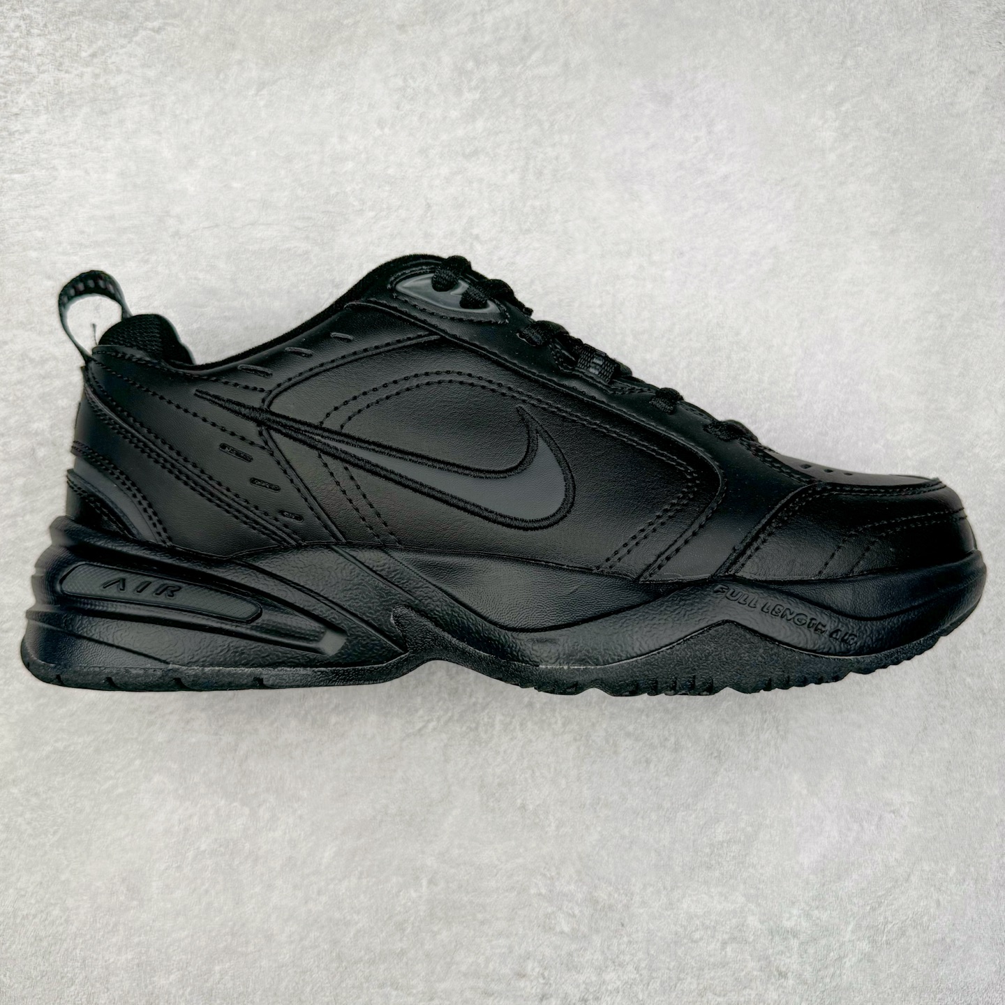 NK Air Monarch IV M2K Tekno 复古运动老爹鞋 正确原楦开发版型 内置Air气垫版本 细节完美还原 复古潮流优质皮革打造鞋面 夸张流线极符 风靡老爹元素 外形延续当下潮流得未来感老爹鞋 设计干净配色风格也带有浓郁的复古感受 极为独特 货号：415445-188 尺码：36 36.5 37.5 38 38.5 39 40 40.5 41 42 42.5 43 44 44.5 45-选品中心