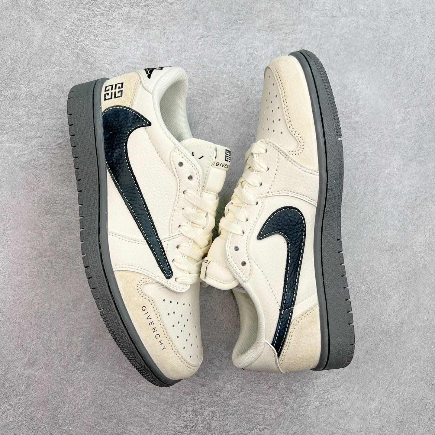 图片[3]-TS x Air Jordan AJ1 Low 倒钩低帮联名定制配色 CF3688-030 原厂内置气垫魔块 A模大底 头层小牛皮 鞋舌AJ原厂专用牛津布+AJ专用反口珍珠布+原厂无杂质高弹内里海棉+特殊封边弹力鞋带 实拍调校N版已经零色差零失真 百分百还原实物色彩所见即所得 不存在货不对板色差等低级问题 选购参考实物拍摄 不混卖不参货 只用心做好货严格选品 承诺混一赔十 尺码：36 36.5 37.5 38 38.5 39 40 40.5 41 42 42.5 43 44 44.5 45-选品中心