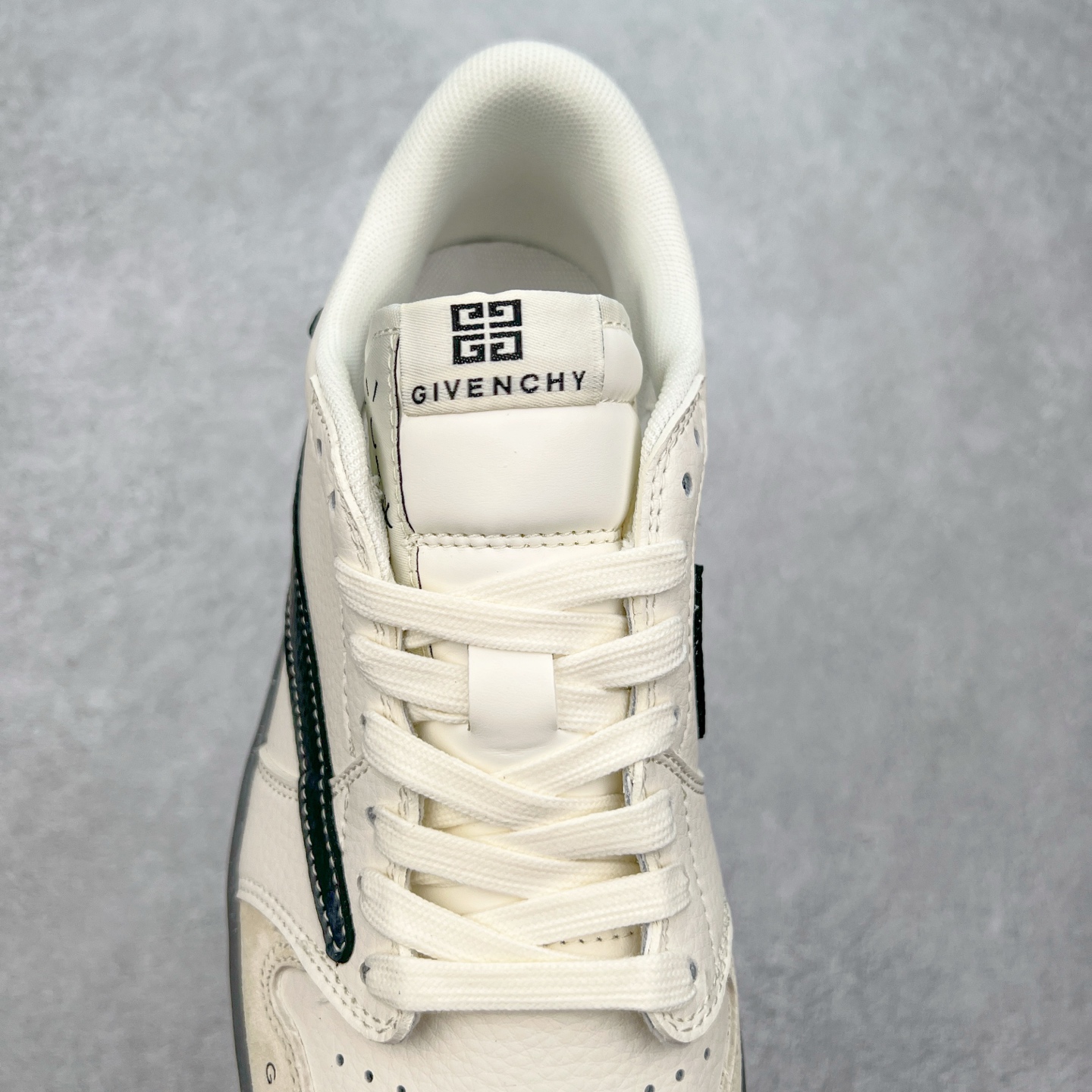 图片[5]-TS x Air Jordan AJ1 Low 倒钩低帮联名定制配色 CF3688-030 原厂内置气垫魔块 A模大底 头层小牛皮 鞋舌AJ原厂专用牛津布+AJ专用反口珍珠布+原厂无杂质高弹内里海棉+特殊封边弹力鞋带 实拍调校N版已经零色差零失真 百分百还原实物色彩所见即所得 不存在货不对板色差等低级问题 选购参考实物拍摄 不混卖不参货 只用心做好货严格选品 承诺混一赔十 尺码：36 36.5 37.5 38 38.5 39 40 40.5 41 42 42.5 43 44 44.5 45-选品中心