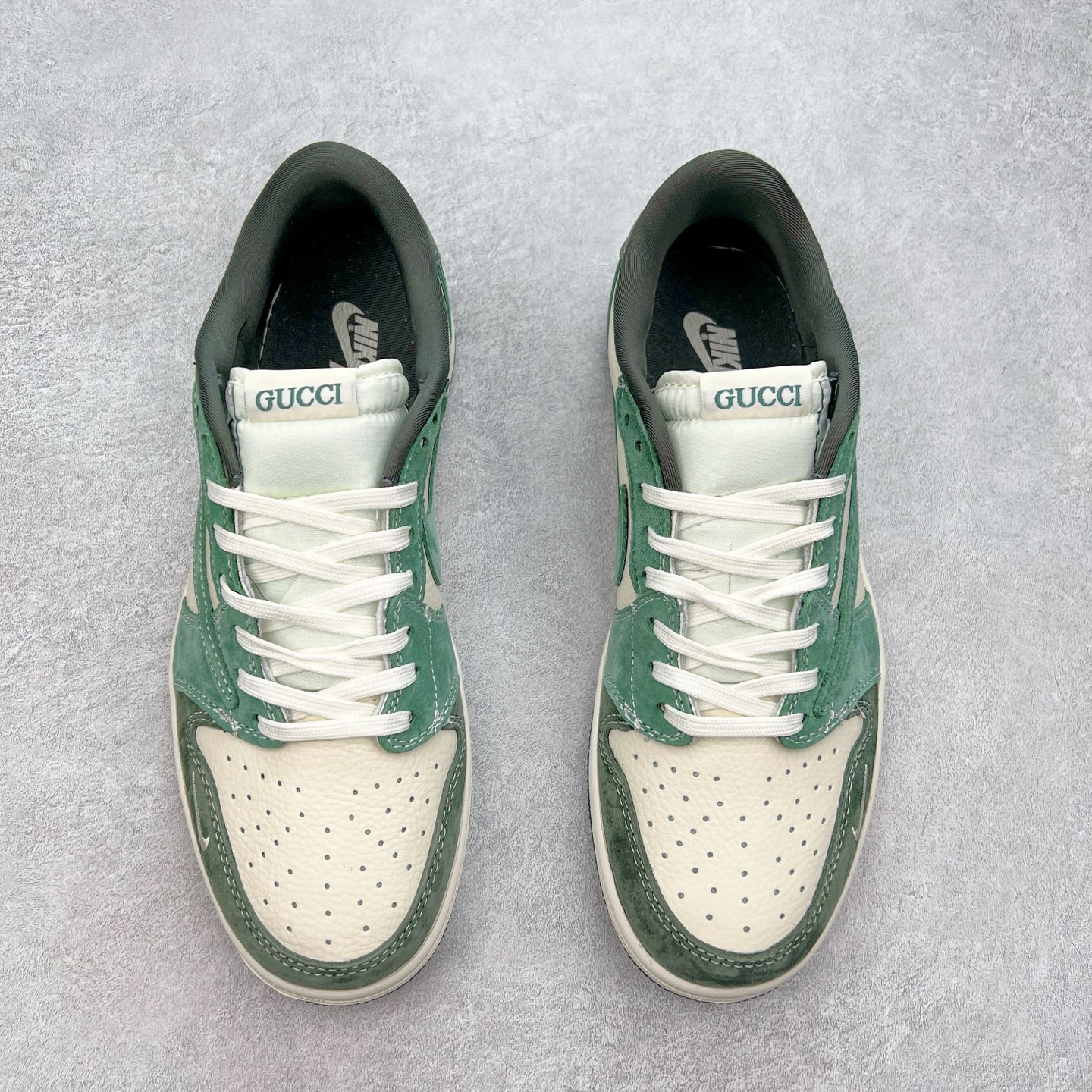 图片[2]-TS x Air Jordan AJ1 Low 倒钩低帮联名定制配色 XS2024-026 原厂内置气垫魔块 A模大底 头层小牛皮 鞋舌AJ原厂专用牛津布+AJ专用反口珍珠布+原厂无杂质高弹内里海棉+特殊封边弹力鞋带 实拍调校N版已经零色差零失真 百分百还原实物色彩所见即所得 不存在货不对板色差等低级问题 选购参考实物拍摄 不混卖不参货 只用心做好货严格选品 承诺混一赔十 尺码：36 36.5 37.5 38 38.5 39 40 40.5 41 42 42.5 43 44 44.5 45-选品中心