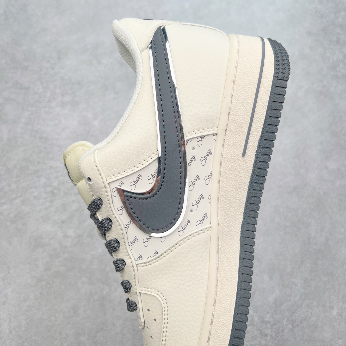 图片[7]-NK Air Force 1´07 Low 空军一号低帮百搭休闲运动板鞋 XZ3328-536 柔软、弹性十足的缓震性能和出色的中底设计 横跨复古与现代的外型结合 造就出风靡全球 三十多年的Force 1 直到今天还深受青睐 实拍调校N版已经零色差零失真 百分百还原实物色彩所见即所得 不存在货不对板色差等低级问题 选购参考实物拍摄 不混卖不参货 只用心做好货严格选品 承诺混一赔十 尺码：36 36.5 37.5 38 38.5 39 40 40.5 41 42 42.5 43 44 44.5 45-选品中心