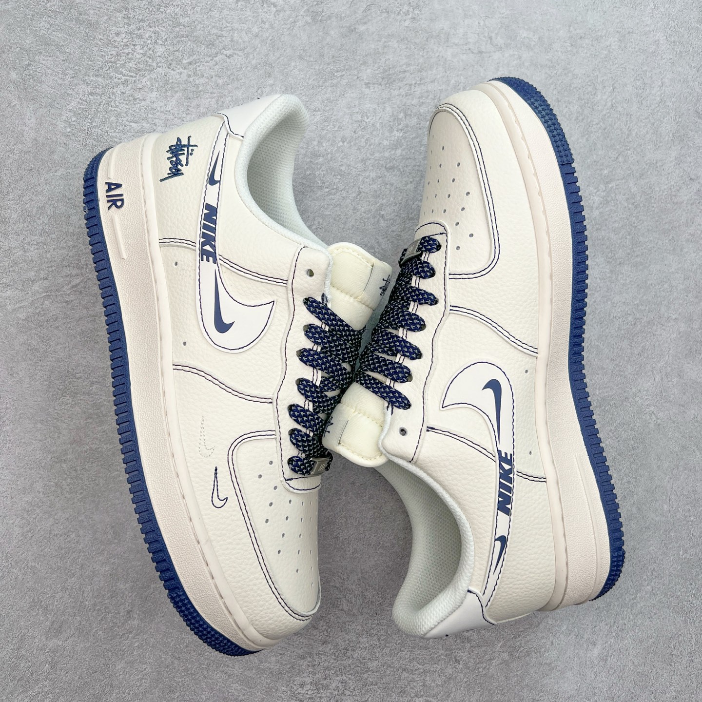 图片[3]-NK Air Force 1´07 Low 空军一号低帮百搭休闲运动板 HH7518-063 柔软、弹性十足的缓震性能和出色的中底设计 横跨复古与现代的外型结合 造就出风靡全球 三十多年的Force 1 直到今天还深受青睐 实拍调校N版已经零色差零失真 百分百还原实物色彩所见即所得 不存在货不对板色差等低级问题 选购参考实物拍摄 不混卖不参货 只用心做好货严格选品 承诺混一赔十 尺码：36 36.5 37.5 38 38.5 39 40 40.5 41 42 42.5 43 44 44.5 45-选品中心