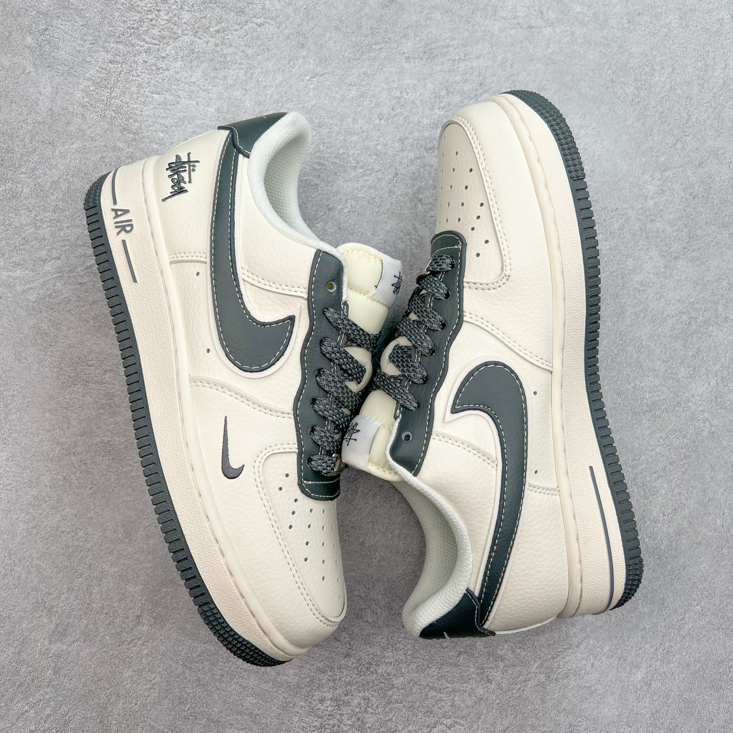 图片[3]-NK Air Force 1´07 Low 空军一号低帮百搭休闲运动板鞋 XZ6188-226 柔软、弹性十足的缓震性能和出色的中底设计 横跨复古与现代的外型结合 造就出风靡全球 三十多年的Force 1 直到今天还深受青睐 实拍调校N版已经零色差零失真 百分百还原实物色彩所见即所得 不存在货不对板色差等低级问题 选购参考实物拍摄 不混卖不参货 只用心做好货严格选品 承诺混一赔十 尺码：36 36.5 37.5 38 38.5 39 40 40.5 41 42 42.5 43 44 44.5 45-选品中心