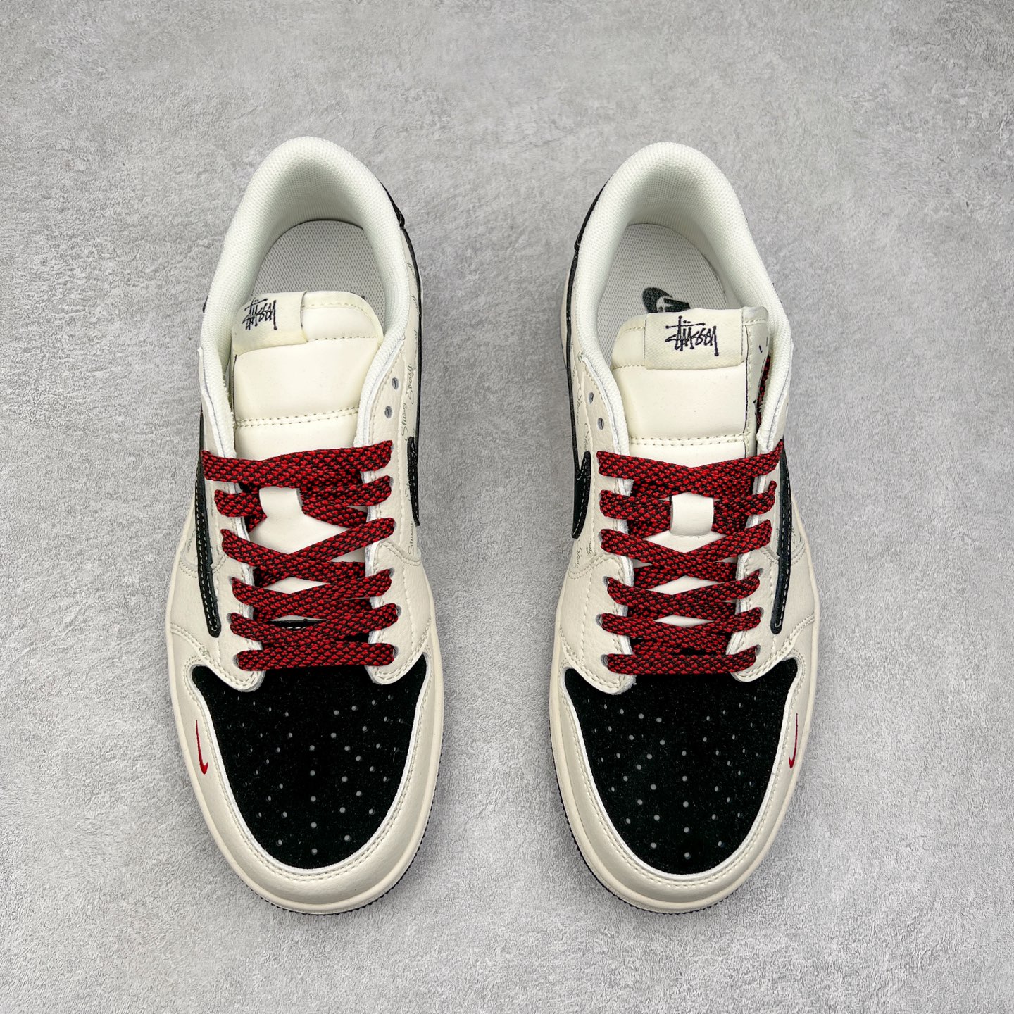 图片[2]-TS x Air Jordan AJ1 Low 倒钩低帮联名定制配色 XS6089-511 原厂内置气垫魔块 A模大底 头层小牛皮 鞋舌AJ原厂专用牛津布+AJ专用反口珍珠布+原厂无杂质高弹内里海棉+特殊封边弹力鞋带 实拍调校N版已经零色差零失真 百分百还原实物色彩所见即所得 不存在货不对板色差等低级问题 选购参考实物拍摄 不混卖不参货 只用心做好货严格选品 承诺混一赔十 尺码：36 36.5 37.5 38 38.5 39 40 40.5 41 42 42.5 43 44 44.5 45-选品中心