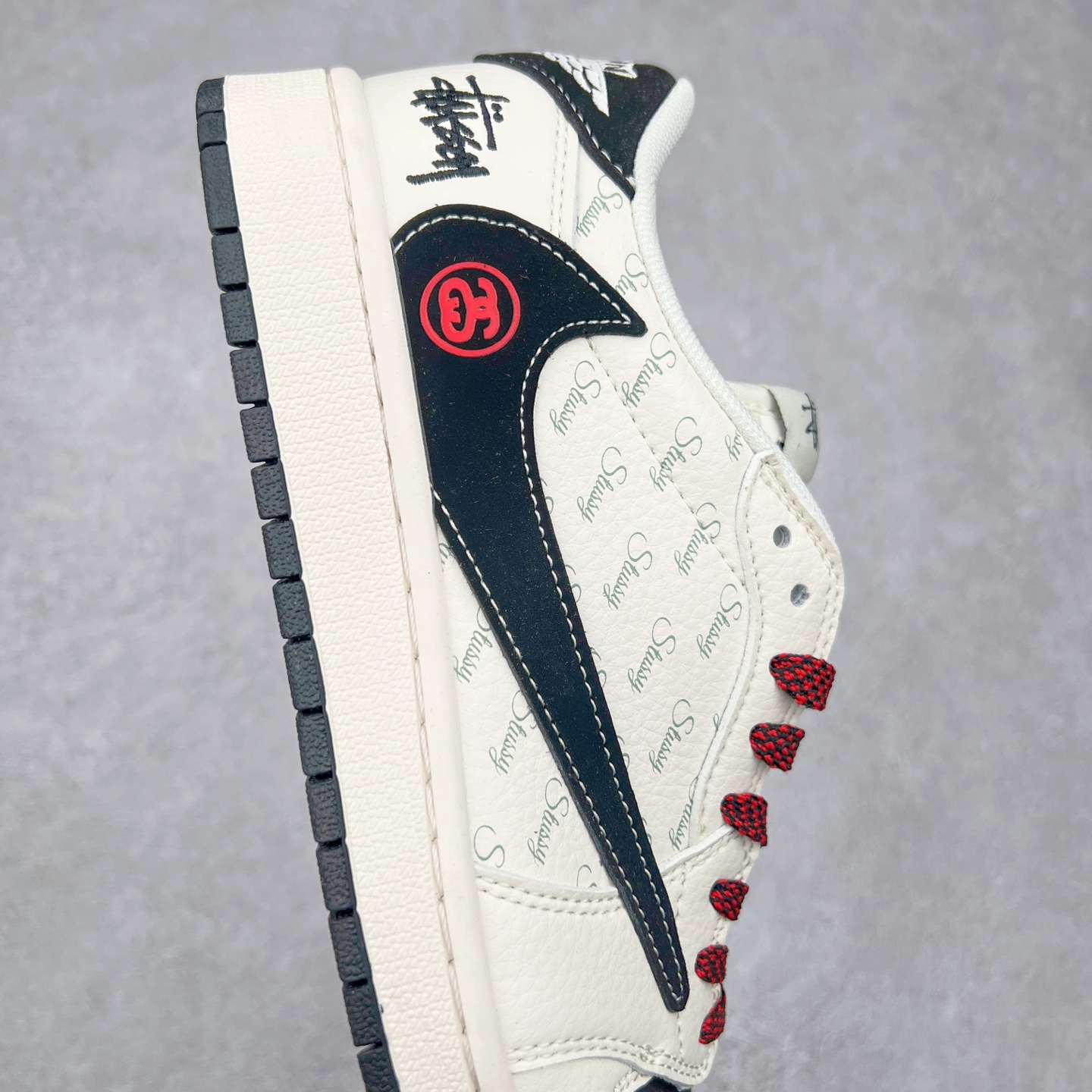 图片[6]-TS x Air Jordan AJ1 Low 倒钩低帮联名定制配色 XS6089-511 原厂内置气垫魔块 A模大底 头层小牛皮 鞋舌AJ原厂专用牛津布+AJ专用反口珍珠布+原厂无杂质高弹内里海棉+特殊封边弹力鞋带 实拍调校N版已经零色差零失真 百分百还原实物色彩所见即所得 不存在货不对板色差等低级问题 选购参考实物拍摄 不混卖不参货 只用心做好货严格选品 承诺混一赔十 尺码：36 36.5 37.5 38 38.5 39 40 40.5 41 42 42.5 43 44 44.5 45-选品中心