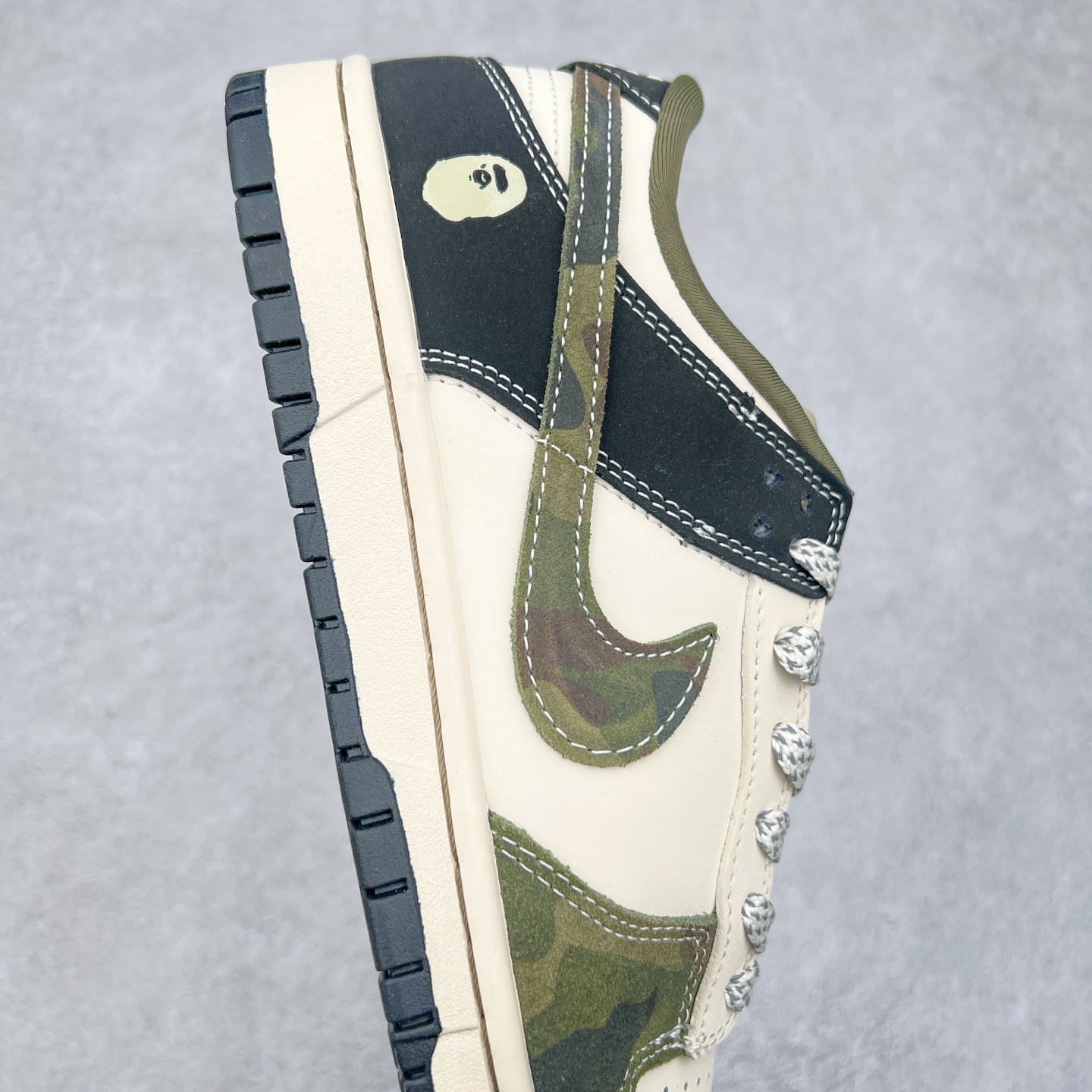 图片[6]-NK Dunk Low 定制配色 CH6336-229 大厂出品 极力推荐 原装头层材料 独家版型蒸餾加工帶來的是更好的视觉和脚感体验大厂纯原品质出货 清洁度 电绣工艺 皮料切割干净无任何毛边 细节完美 实拍调校N版已经零色差零失真 百分百还原实物色彩所见即所得 不存在货不对板色差等低级问题 选购参考实物拍摄 不混卖不参货 只用心做好货严格选品 承诺混一赔十 尺码：36 36.5 37.5 38 38.5 39 40 40.5 41 42 42.5 43 44 44.5 45-选品中心