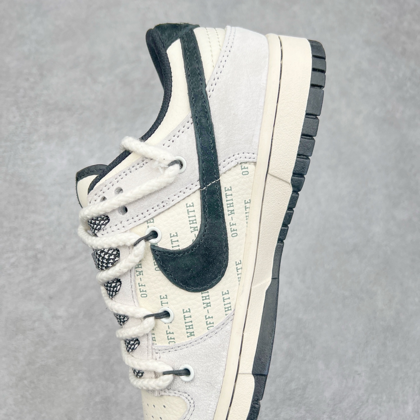 图片[7]-NK Dunk Low 定制配色 YX5066-225 大厂出品 极力推荐 原装头层材料 独家版型蒸餾加工帶來的是更好的视觉和脚感体验大厂纯原品质出货 清洁度 电绣工艺 皮料切割干净无任何毛边 细节完美 实拍调校N版已经零色差零失真 百分百还原实物色彩所见即所得 不存在货不对板色差等低级问题 选购参考实物拍摄 不混卖不参货 只用心做好货严格选品 承诺混一赔十 尺码：36 36.5 37.5 38 38.5 39 40 40.5 41 42 42.5 43 44 44.5 45-选品中心