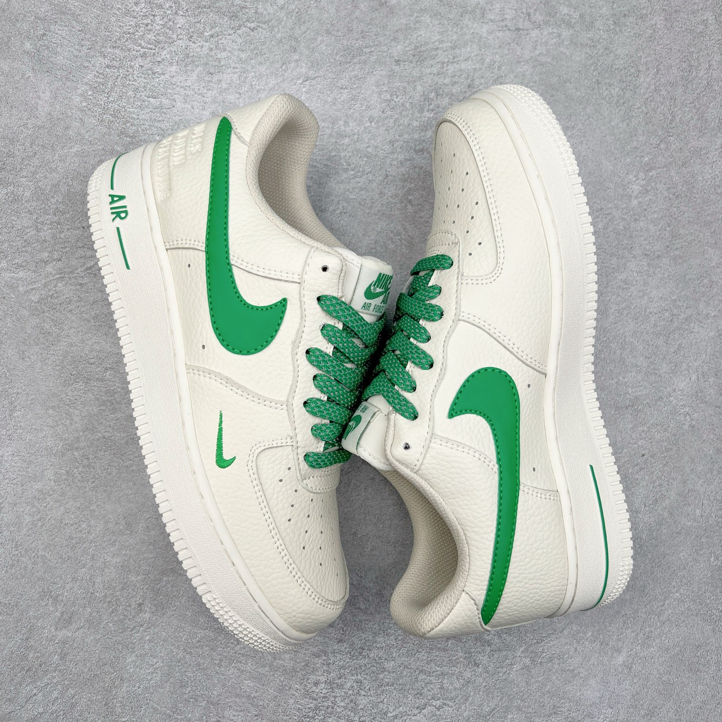 图片[3]-NK Air Force 1´07 Low 空军一号低帮百搭休闲运动板鞋 NO0244-027 柔软、弹性十足的缓震性能和出色的中底设计 横跨复古与现代的外型结合 造就出风靡全球 三十多年的Force 1 直到今天还深受青睐 实拍调校N版已经零色差零失真 百分百还原实物色彩所见即所得 不存在货不对板色差等低级问题 选购参考实物拍摄 不混卖不参货 只用心做好货严格选品 承诺混一赔十 尺码：36 36.5 37.5 38 38.5 39 40 40.5 41 42 42.5 43 44 44.5 45-选品中心