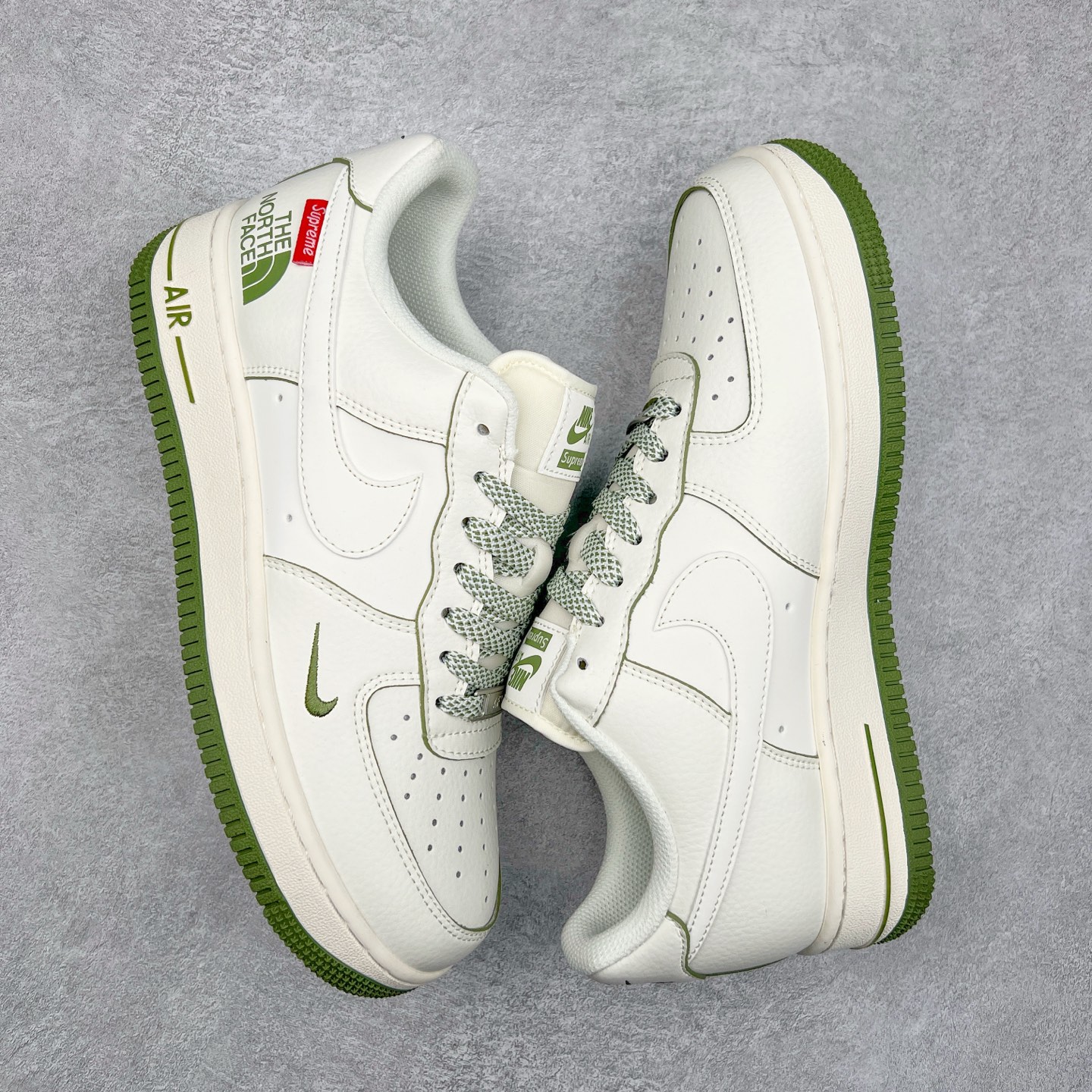 图片[3]-NK Air Force 1´07 Low 空军一号低帮百搭休闲运动板鞋 XZ1996-527 柔软、弹性十足的缓震性能和出色的中底设计 横跨复古与现代的外型结合 造就出风靡全球 三十多年的Force 1 直到今天还深受青睐 实拍调校N版已经零色差零失真 百分百还原实物色彩所见即所得 不存在货不对板色差等低级问题 选购参考实物拍摄 不混卖不参货 只用心做好货严格选品 承诺混一赔十 尺码：36 36.5 37.5 38 38.5 39 40 40.5 41 42 42.5 43 44 44.5 45-选品中心