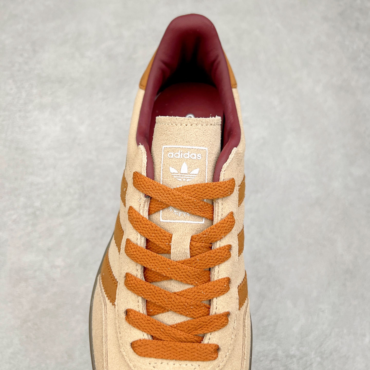 图片[5]-AD Gazelle Indoor Trainers 羚羊内训系列低帮复古百搭休闲运动德训风板鞋 JH5412 90年代经典的复刻版！自60年代以足球训练鞋面世以来,Gazelle就以其经典设计席卷全球。1991年版本的复刻,再造经典Gazelle。采用皮革打造,搭配浊色细节,让这款经典更加简约。尺码：36 36⅔ 37⅓ 38 38⅔ 39⅓ 40 40⅔ 41⅓ 42 42⅔ 43⅓ 44⅓ 44⅔ 45-选品中心