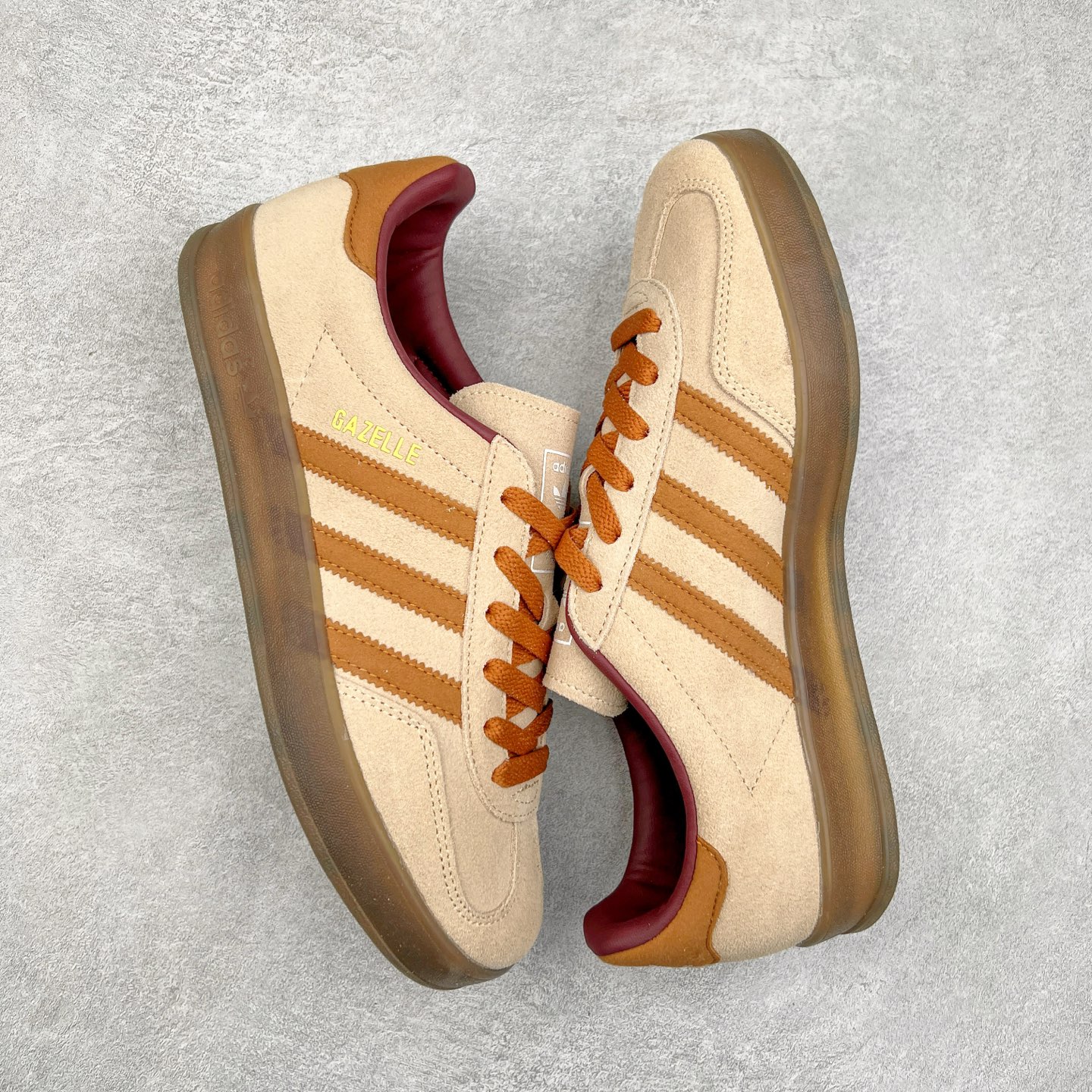 图片[3]-AD Gazelle Indoor Trainers 羚羊内训系列低帮复古百搭休闲运动德训风板鞋 JH5412 90年代经典的复刻版！自60年代以足球训练鞋面世以来,Gazelle就以其经典设计席卷全球。1991年版本的复刻,再造经典Gazelle。采用皮革打造,搭配浊色细节,让这款经典更加简约。尺码：36 36⅔ 37⅓ 38 38⅔ 39⅓ 40 40⅔ 41⅓ 42 42⅔ 43⅓ 44⅓ 44⅔ 45-选品中心