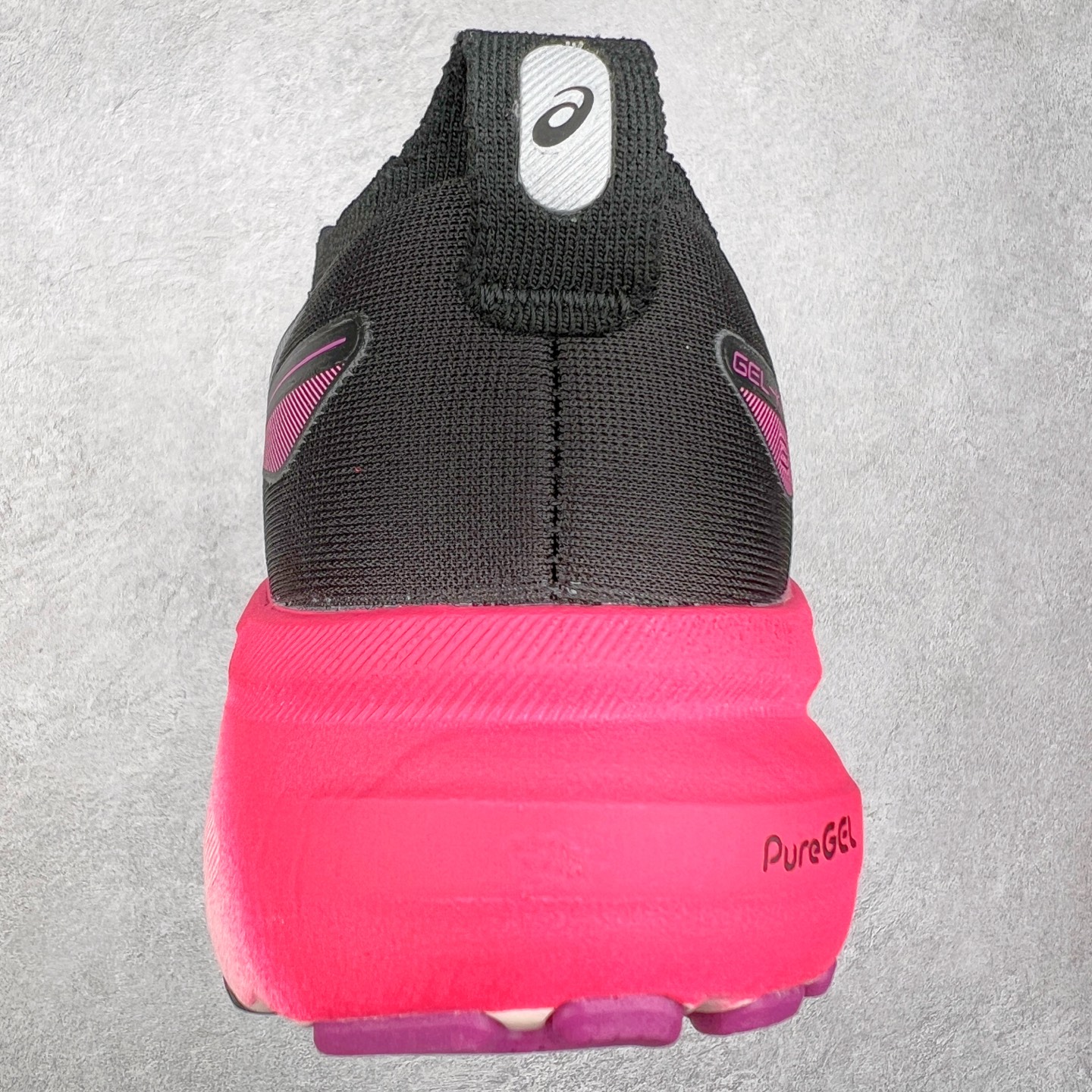 图片[8]-Asics Gel-Kayano 31 亚瑟士卡亚诺31代低帮专业有氧超轻量休闲运动全能慢跑鞋全球知名运动品牌ASICS正式推出新款GEL-KAYANO 31跑鞋，旨在通过全新稳定结构以提升产品可适性，满足跑者的足部稳定需求，让每一位跑者从起跑到结束都能够感受到焕然一新的稳定性与舒适性，从而帮助更多人找到身心平衡，获得自在舒适的健康生活方式。秉持着ASICS亚瑟士的设计哲学，全新一代GEL-KAYANO 31应运而生。为进一步升级产品的稳定性，GEL-KAYANO 31采用了全新4D引导系统，通过内侧稳定装置提升可适性，满足足部稳定需求，帮助足弓迅速返回到平衡位置。作为基于生物力学研究打造的全新稳定结构，4D引导系统不仅提升了跑鞋对双脚的支撑性，它还将人体不同的运动状态纳入设计考量，帮助跑者在多种跑动强度下获得充足的稳定性和理想的舒适度。尺码：36 37 37.5 38 39.5 40 40.5 41.5 42 42.5 43.5 44 44.5 45-选品中心