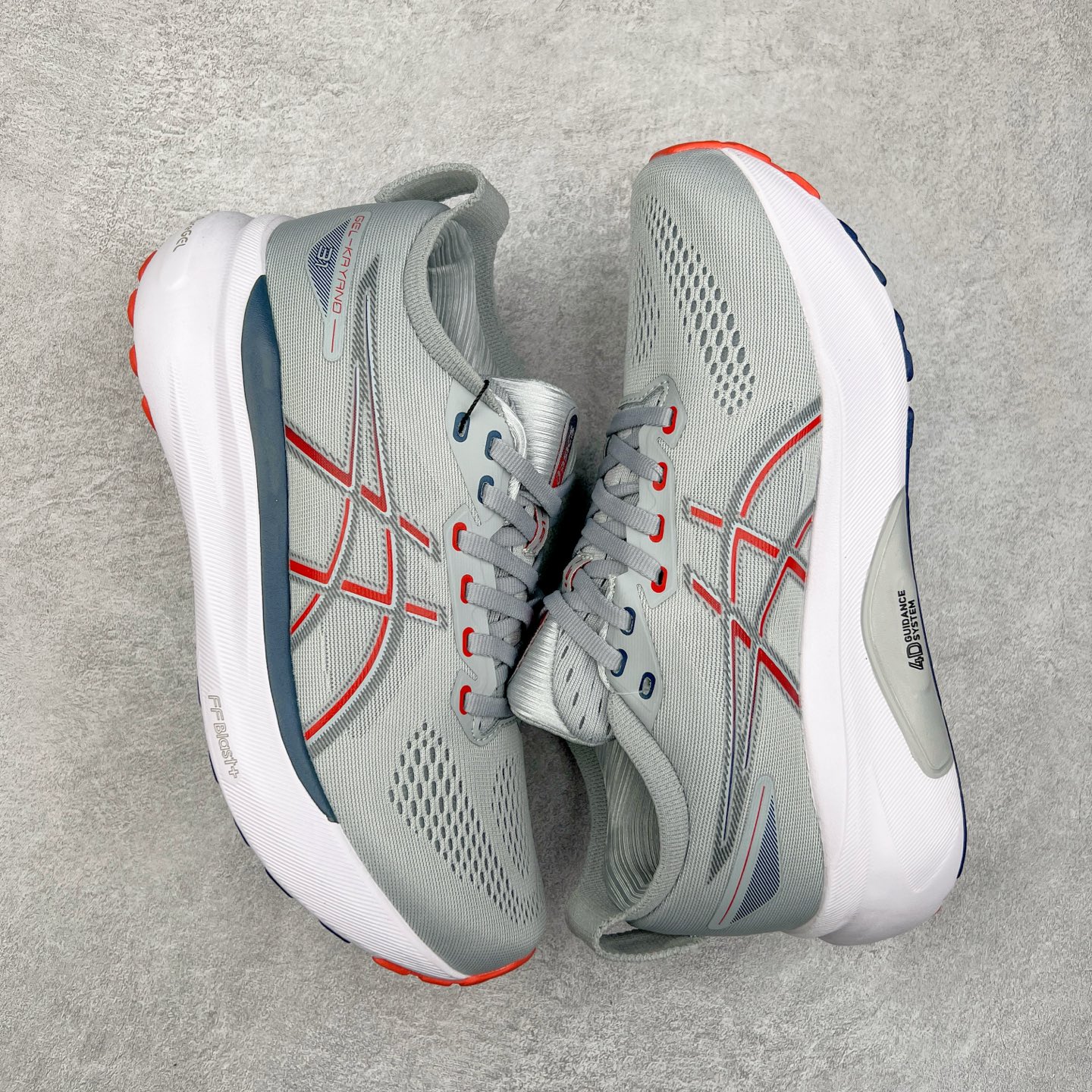 图片[3]-Asics Gel-Kayano 31 亚瑟士卡亚诺31代低帮专业有氧超轻量休闲运动全能慢跑鞋全球知名运动品牌ASICS正式推出新款GEL-KAYANO 31跑鞋，旨在通过全新稳定结构以提升产品可适性，满足跑者的足部稳定需求，让每一位跑者从起跑到结束都能够感受到焕然一新的稳定性与舒适性，从而帮助更多人找到身心平衡，获得自在舒适的健康生活方式。秉持着ASICS亚瑟士的设计哲学，全新一代GEL-KAYANO 31应运而生。为进一步升级产品的稳定性，GEL-KAYANO 31采用了全新4D引导系统，通过内侧稳定装置提升可适性，满足足部稳定需求，帮助足弓迅速返回到平衡位置。作为基于生物力学研究打造的全新稳定结构，4D引导系统不仅提升了跑鞋对双脚的支撑性，它还将人体不同的运动状态纳入设计考量，帮助跑者在多种跑动强度下获得充足的稳定性和理想的舒适度。尺码：36 37 37.5 38 39.5 40 40.5 41.5 42 42.5 43.5 44 44.5 45-选品中心