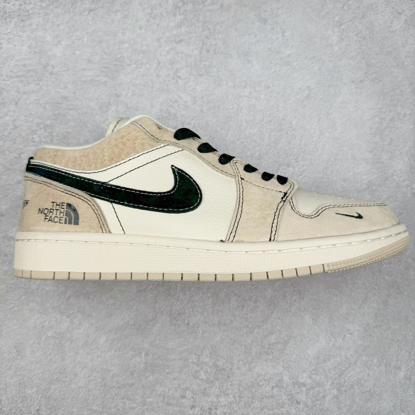 Air Jordan AJ1 Low 低帮定制 SJ9950-028 原厂内置气垫魔块 A模大底 头层小牛皮 鞋舌AJ原厂专用牛津布+AJ专用反口珍珠布+原厂无杂质高弹内里海棉+特殊封边弹力鞋带 尺码：36 36.5 37.5 38 38.5 39 40 40.5 41 42 42.5 43 44 44.5 45-选品中心