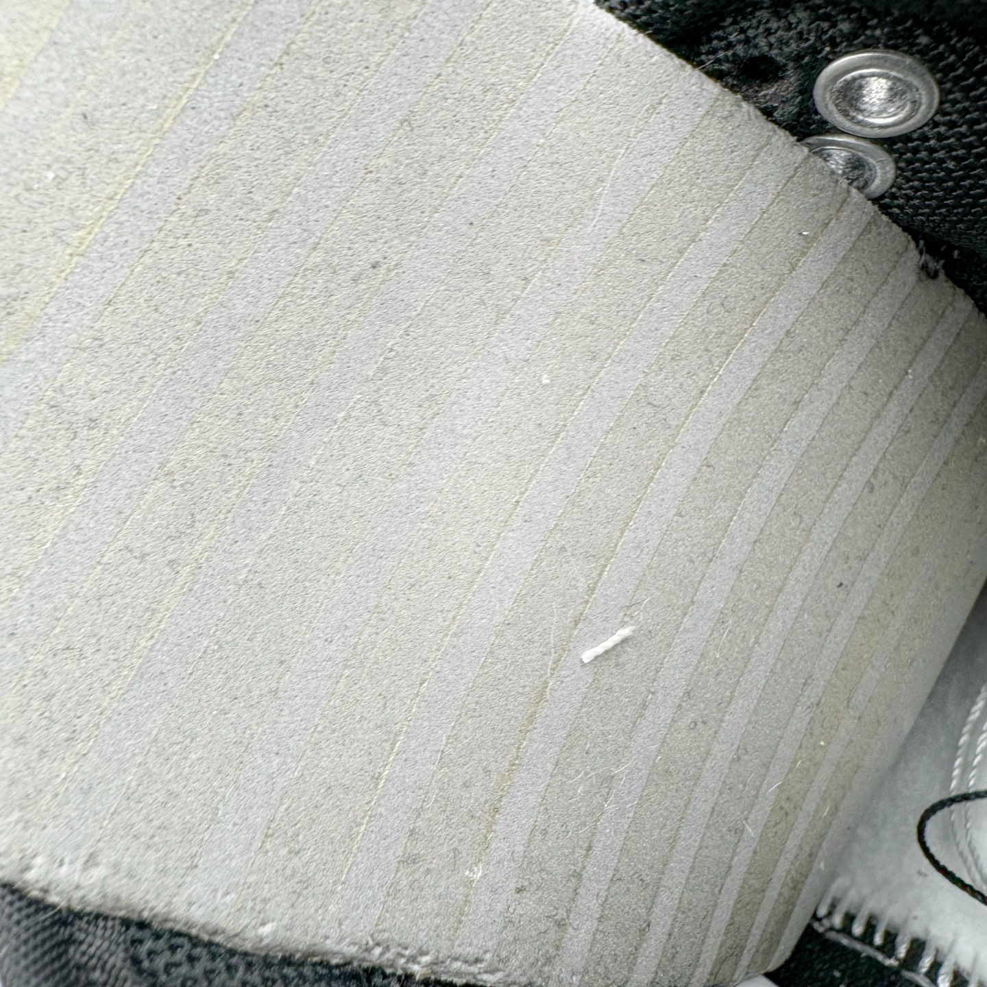 图片[10]-＃YC纯原 NK Dunk Low 兽痕黑白 BW1220-008 定制系列天花板 无原鞋不开发 全系列得物原鞋一比一校对开发 配色持续更新中 终端对接 优势输出 全套原厂楦头原纸板数据档案倾力打造 原汁原味莞产 极致还原 圈内最强针车工艺 高端零售指定版 广东原厂配套原盒原标 鞋盒分三个尺码段 原厂冲刀 超高清洁度 全鞋零毛边皮料切割 采用原厂百宏鞋带以及原厂百宏织唛舌标 内标可供原厂几率过验 进口原装条纹中底布 四线拉帮白色点胶 原厂拉帮手法遵循公司 原厂电绣 极致还原 尺码：36 36.5 37.5 38 38.5 39 40 40.5 41 42 42.5 43 44 44.5 45 46-选品中心