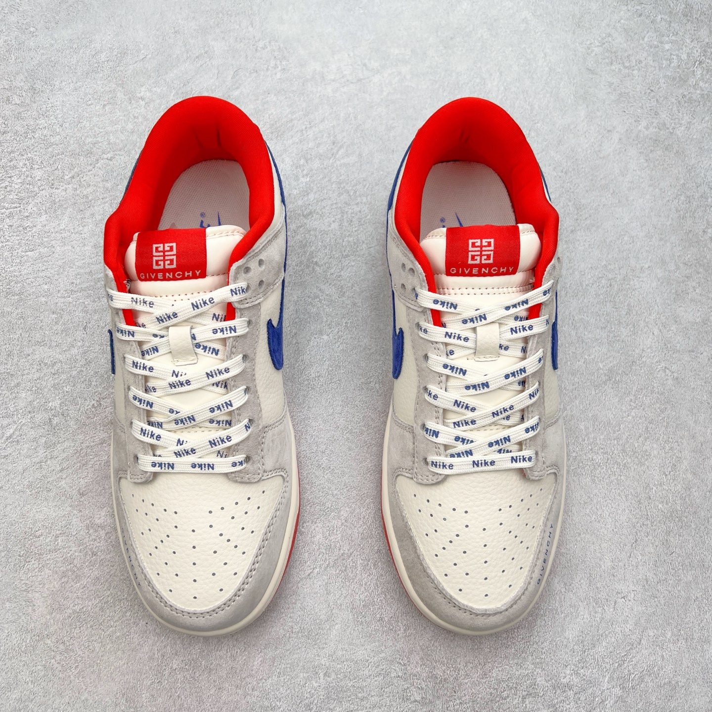 图片[2]-NK Dunk Low 定制配色 CF3688-033 大厂出品 极力推荐 原装头层材料 独家版型蒸餾加工帶來的是更好的视觉和脚感体验大厂纯原品质出货 清洁度 电绣工艺 皮料切割干净无任何毛边 细节完美 实拍调校N版已经零色差零失真 百分百还原实物色彩所见即所得 不存在货不对板色差等低级问题 选购参考实物拍摄 不混卖不参货 只用心做好货严格选品 承诺混一赔十 尺码：36 36.5 37.5 38 38.5 39 40 40.5 41 42 42.5 43 44 44.5 45-选品中心