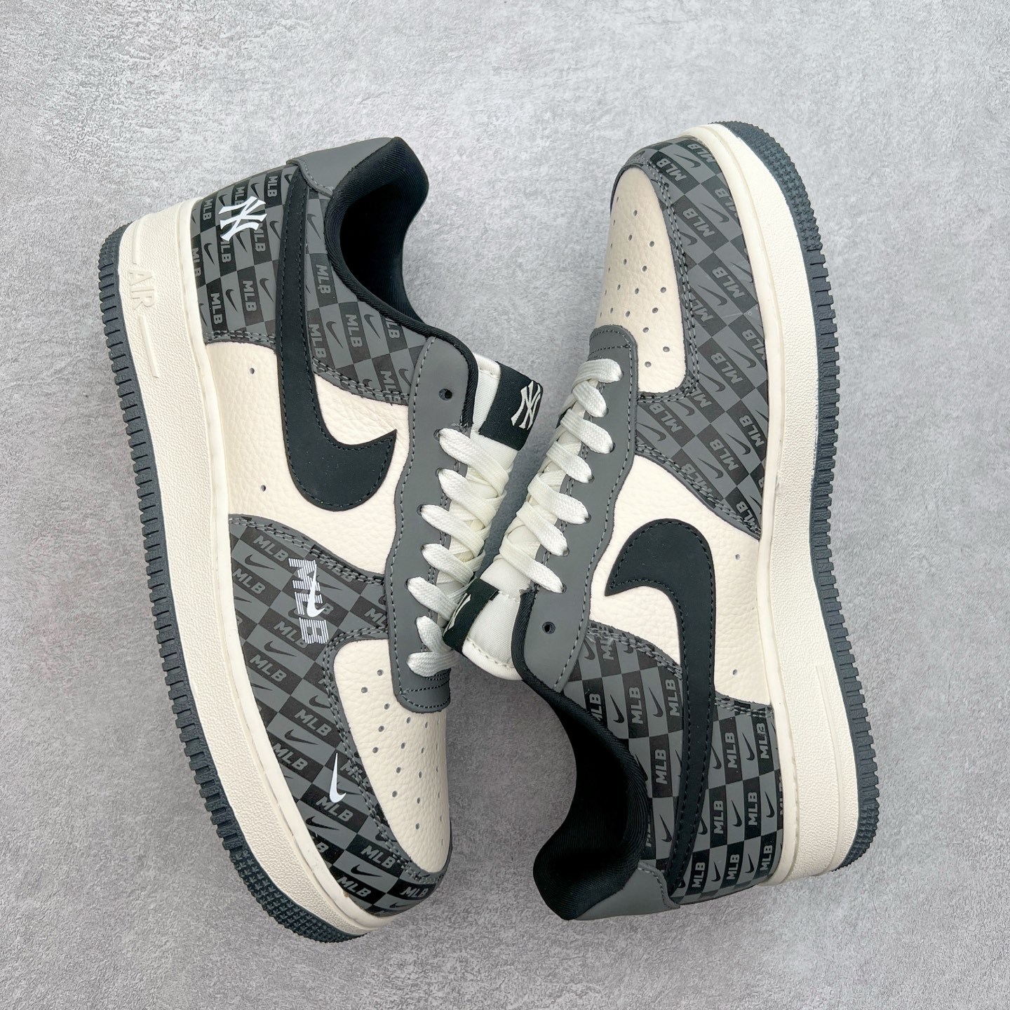 图片[3]-NK Air Force 1´07 Low 空军一号低帮百搭休闲运动板鞋 DF0188-038 柔软、弹性十足的缓震性能和出色的中底设计 横跨复古与现代的外型结合 造就出风靡全球 三十多年的Force 1 直到今天还深受青睐 实拍调校N版已经零色差零失真 百分百还原实物色彩所见即所得 不存在货不对板色差等低级问题 选购参考实物拍摄 不混卖不参货 只用心做好货严格选品 承诺混一赔十 尺码：36 36.5 37.5 38 38.5 39 40 40.5 41 42 42.5 43 44 44.5 45-选品中心