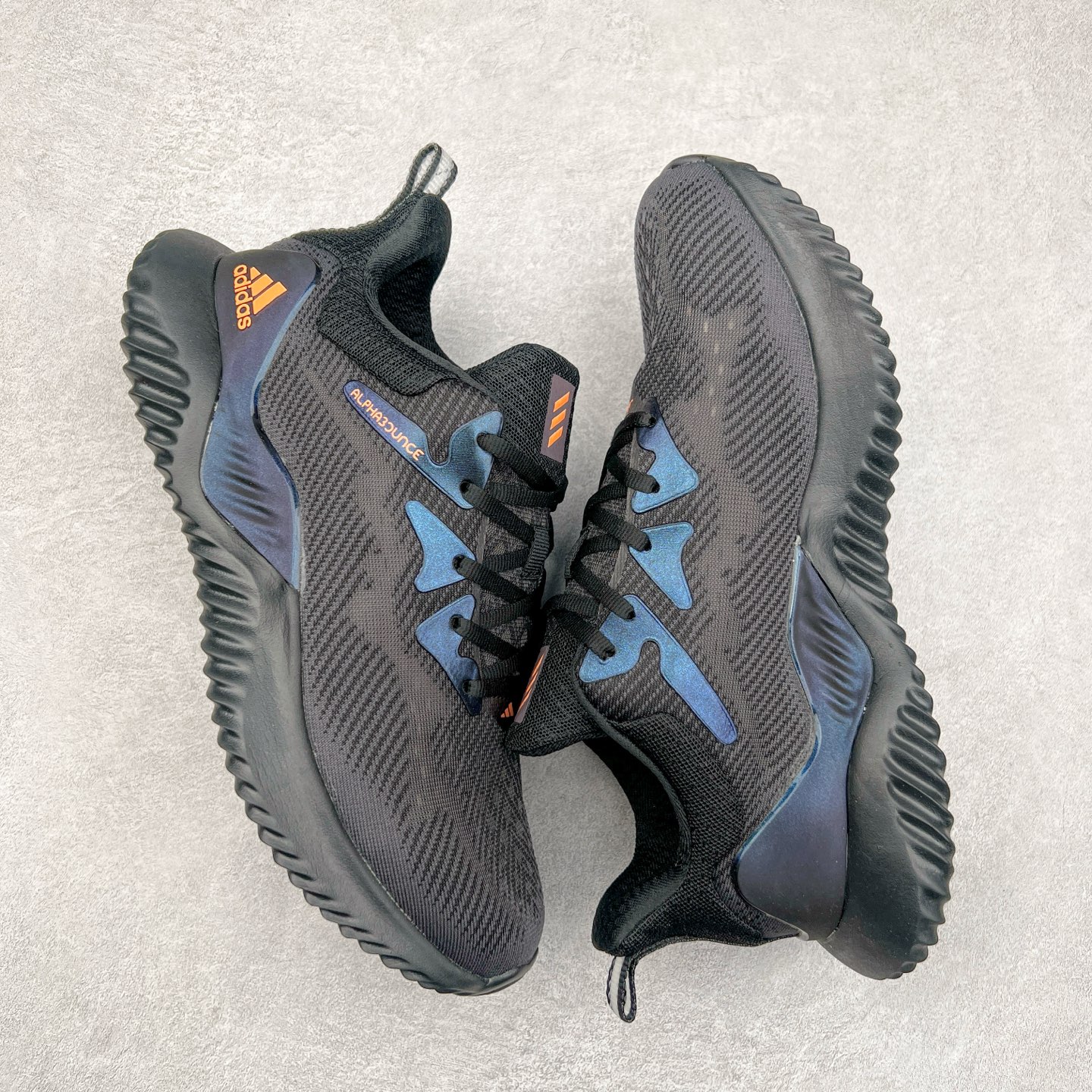 图片[3]-AD AlphaBounce HPC AMS 3M反光 阿尔法三代Bouncetm中底与Forged Mesh 热融合多层绒布的结合 外加马牌大底 原盒市售最高版本 附带官方防水袋 尺码：36 36.5 37.5 38 38.5 39 40 40.5 41 42 42.5 43 44 45-选品中心