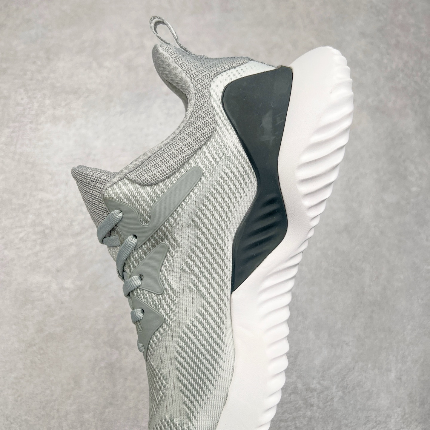 图片[7]-AD AlphaBounce HPC AMS 3M反光 阿尔法三代Bouncetm中底与Forged Mesh 热融合多层绒布的结合 外加马牌大底 原盒市售最高版本 附带官方防水袋 尺码：36 36.5 37.5 38 38.5 39 40 40.5 41 42 42.5 43 44 45-选品中心