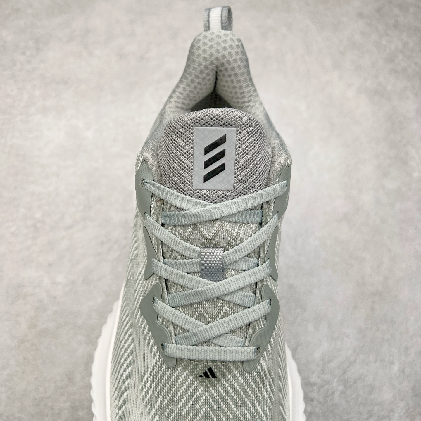 图片[5]-AD AlphaBounce HPC AMS 3M反光 阿尔法三代Bouncetm中底与Forged Mesh 热融合多层绒布的结合 外加马牌大底 原盒市售最高版本 附带官方防水袋 尺码：36 36.5 37.5 38 38.5 39 40 40.5 41 42 42.5 43 44 45-选品中心