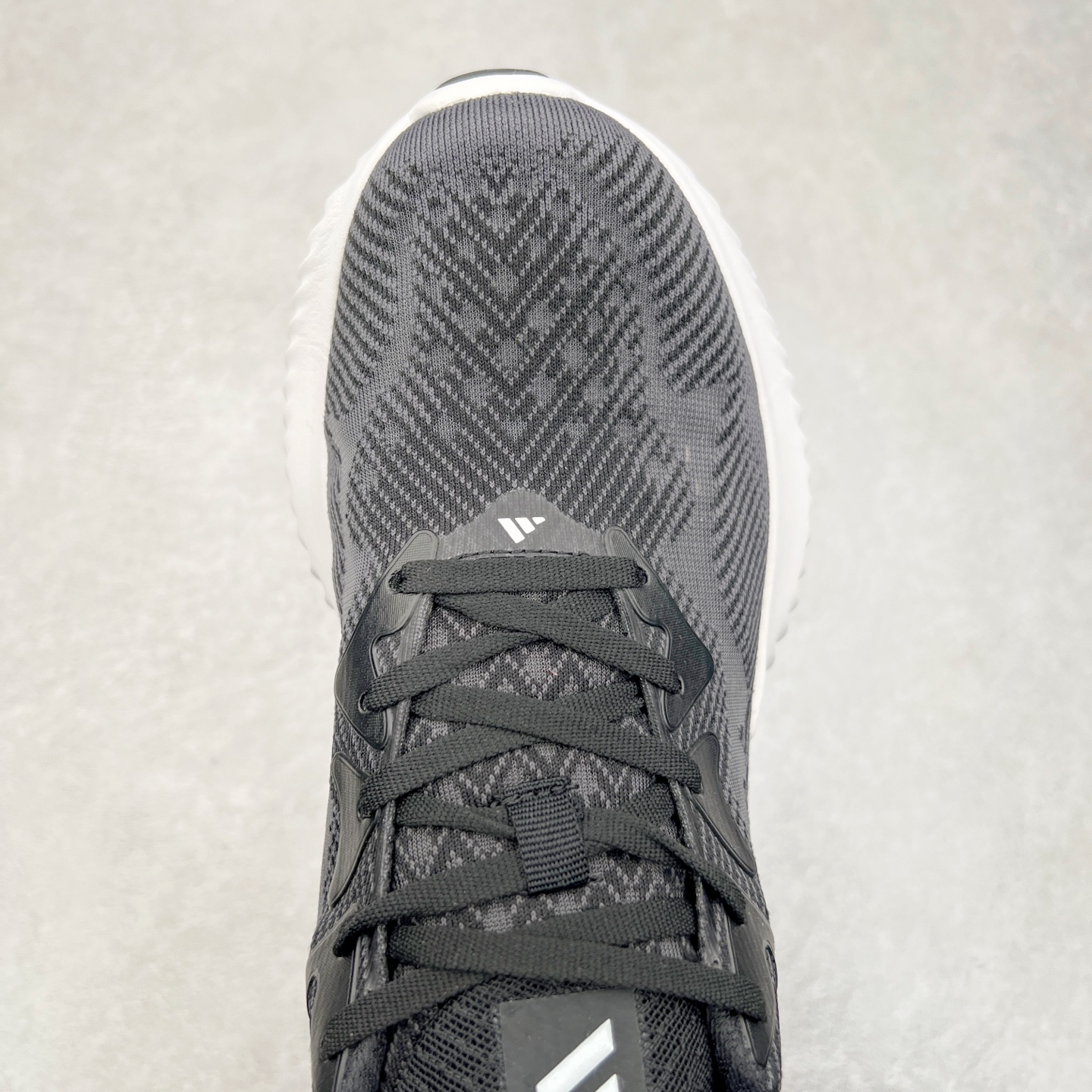 图片[4]-AD AlphaBounce HPC AMS 3M反光 阿尔法三代Bouncetm中底与Forged Mesh 热融合多层绒布的结合 外加马牌大底 原盒市售最高版本 附带官方防水袋 尺码：36 36.5 37.5 38 38.5 39 40 40.5 41 42 42.5 43 44 45-选品中心