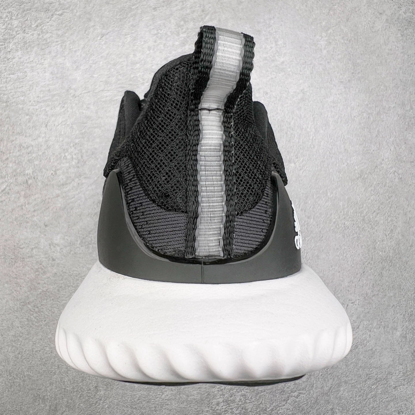 图片[8]-AD AlphaBounce HPC AMS 3M反光 阿尔法三代Bouncetm中底与Forged Mesh 热融合多层绒布的结合 外加马牌大底 原盒市售最高版本 附带官方防水袋 尺码：36 36.5 37.5 38 38.5 39 40 40.5 41 42 42.5 43 44 45-选品中心