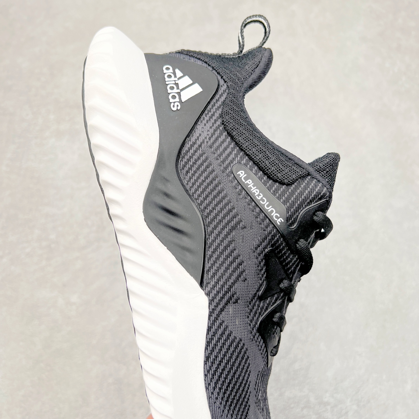 图片[6]-AD AlphaBounce HPC AMS 3M反光 阿尔法三代Bouncetm中底与Forged Mesh 热融合多层绒布的结合 外加马牌大底 原盒市售最高版本 附带官方防水袋 尺码：36 36.5 37.5 38 38.5 39 40 40.5 41 42 42.5 43 44 45-选品中心