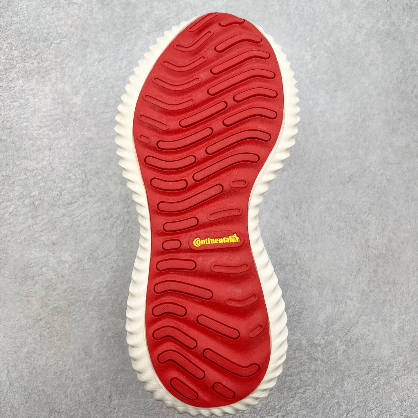 图片[9]-AD AlphaBounce HPC AMS 3M反光 阿尔法三代Bouncetm中底与Forged Mesh 热融合多层绒布的结合 外加马牌大底 原盒市售最高版本 附带官方防水袋 尺码：36 36.5 37.5 38 38.5 39 40 40.5 41 42 42.5 43 44 45-选品中心