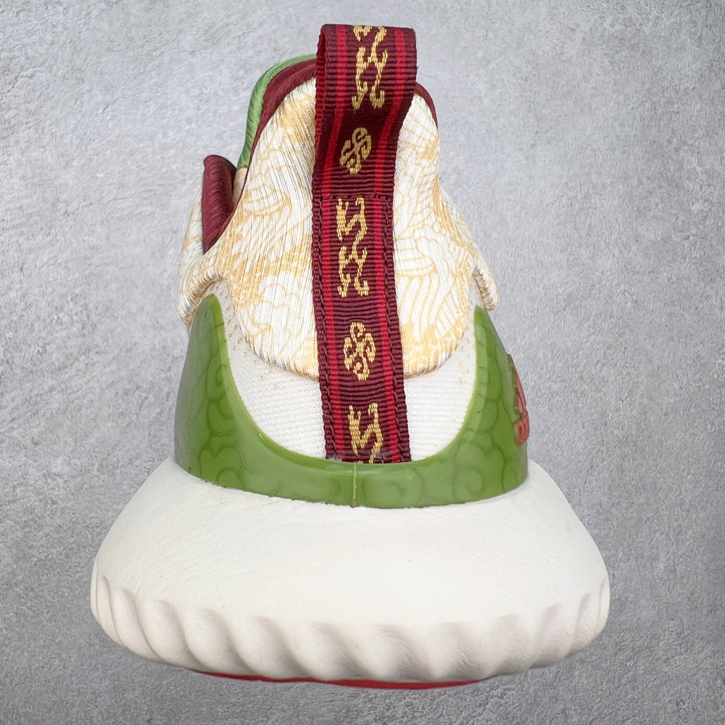 图片[8]-AD AlphaBounce HPC AMS 3M反光 阿尔法三代Bouncetm中底与Forged Mesh 热融合多层绒布的结合 外加马牌大底 原盒市售最高版本 附带官方防水袋 尺码：36 36.5 37.5 38 38.5 39 40 40.5 41 42 42.5 43 44 45-选品中心