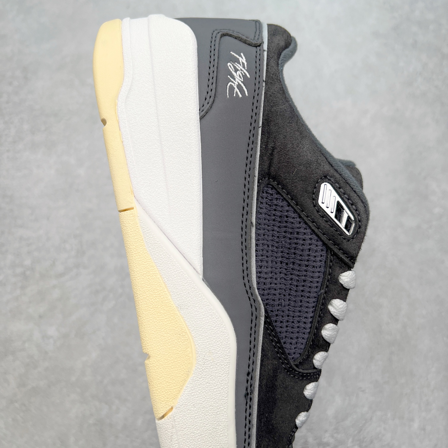 图片[6]-Jordan FLIGHT COURT AJ舒适百搭防滑耐磨低帮复古篮球鞋 HF3255-002 实拍调校N版已经零色差零失真 百分百还原实物色彩所见即所得 不存在货不对板色差等低级问题 选购参考实物拍摄 不混卖不参货 只用心做好货严格选品 承诺混一赔十 尺码：36 36.5 37.5 38 38.5 39 40 40.5 41 42 42.5 43 44 44.5 45-选品中心