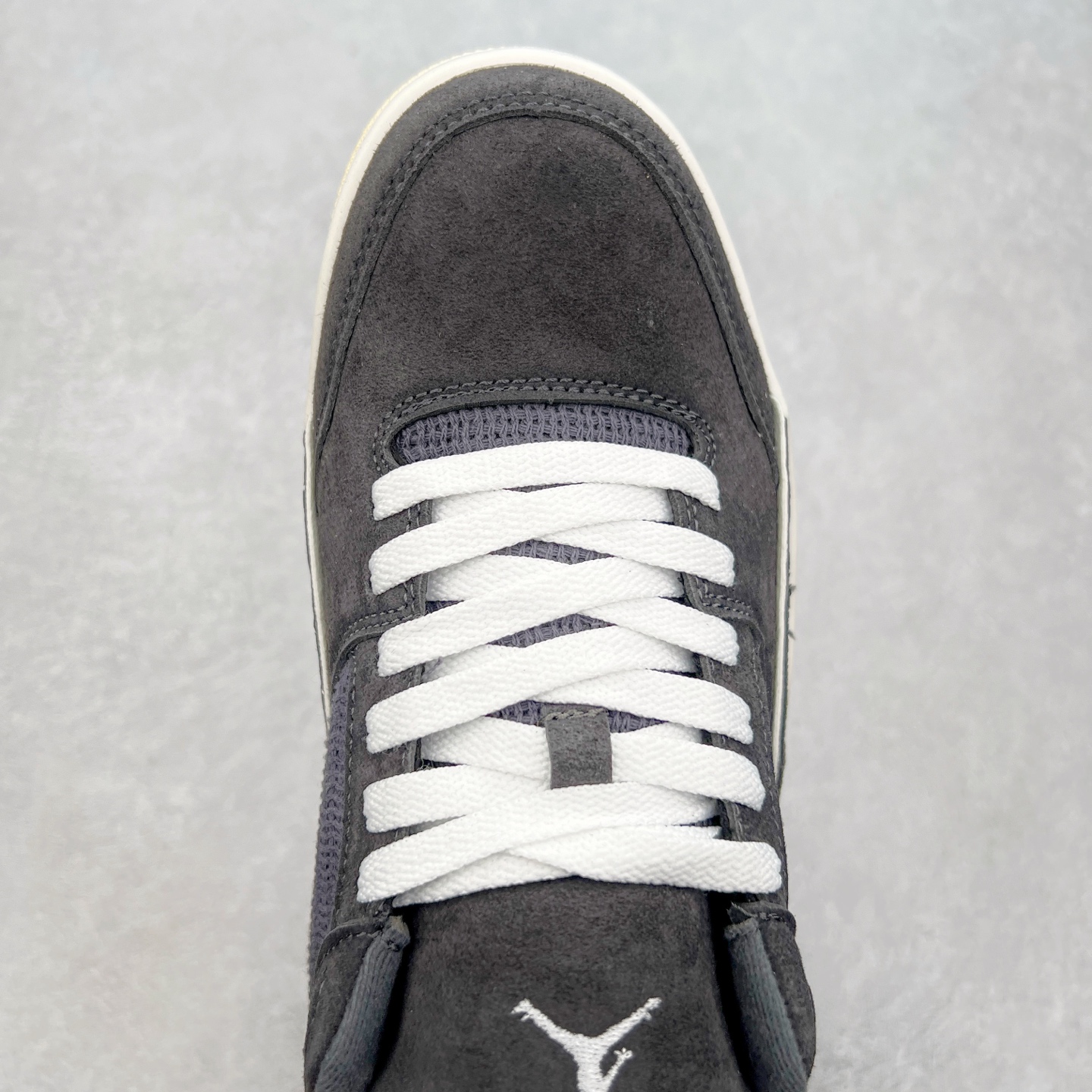 图片[4]-Jordan FLIGHT COURT AJ舒适百搭防滑耐磨低帮复古篮球鞋 HF3255-002 实拍调校N版已经零色差零失真 百分百还原实物色彩所见即所得 不存在货不对板色差等低级问题 选购参考实物拍摄 不混卖不参货 只用心做好货严格选品 承诺混一赔十 尺码：36 36.5 37.5 38 38.5 39 40 40.5 41 42 42.5 43 44 44.5 45-选品中心